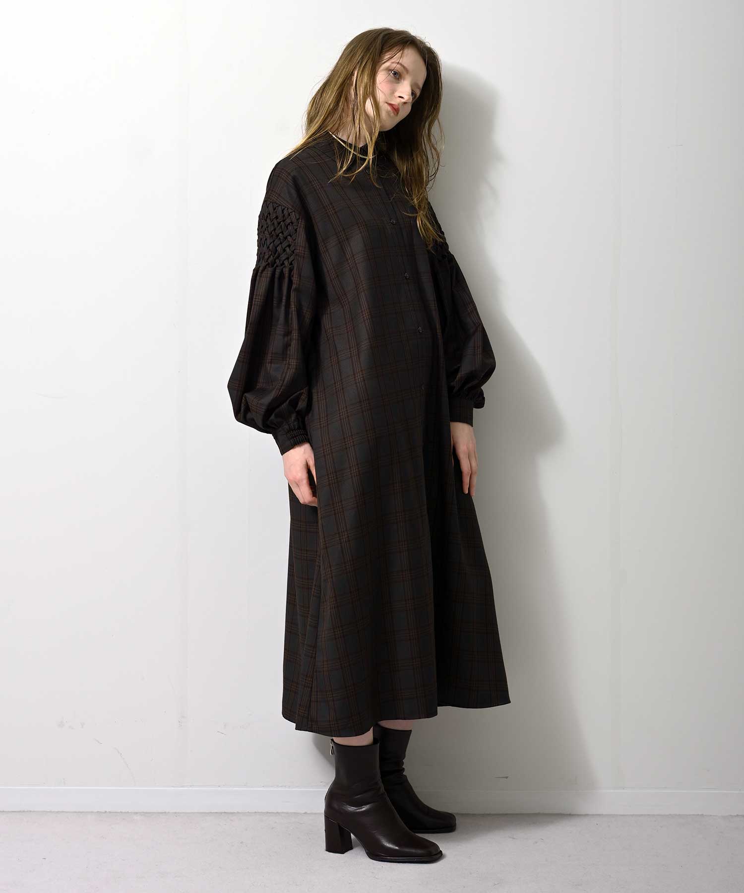 model:H170 チャコール×オレンジチェック