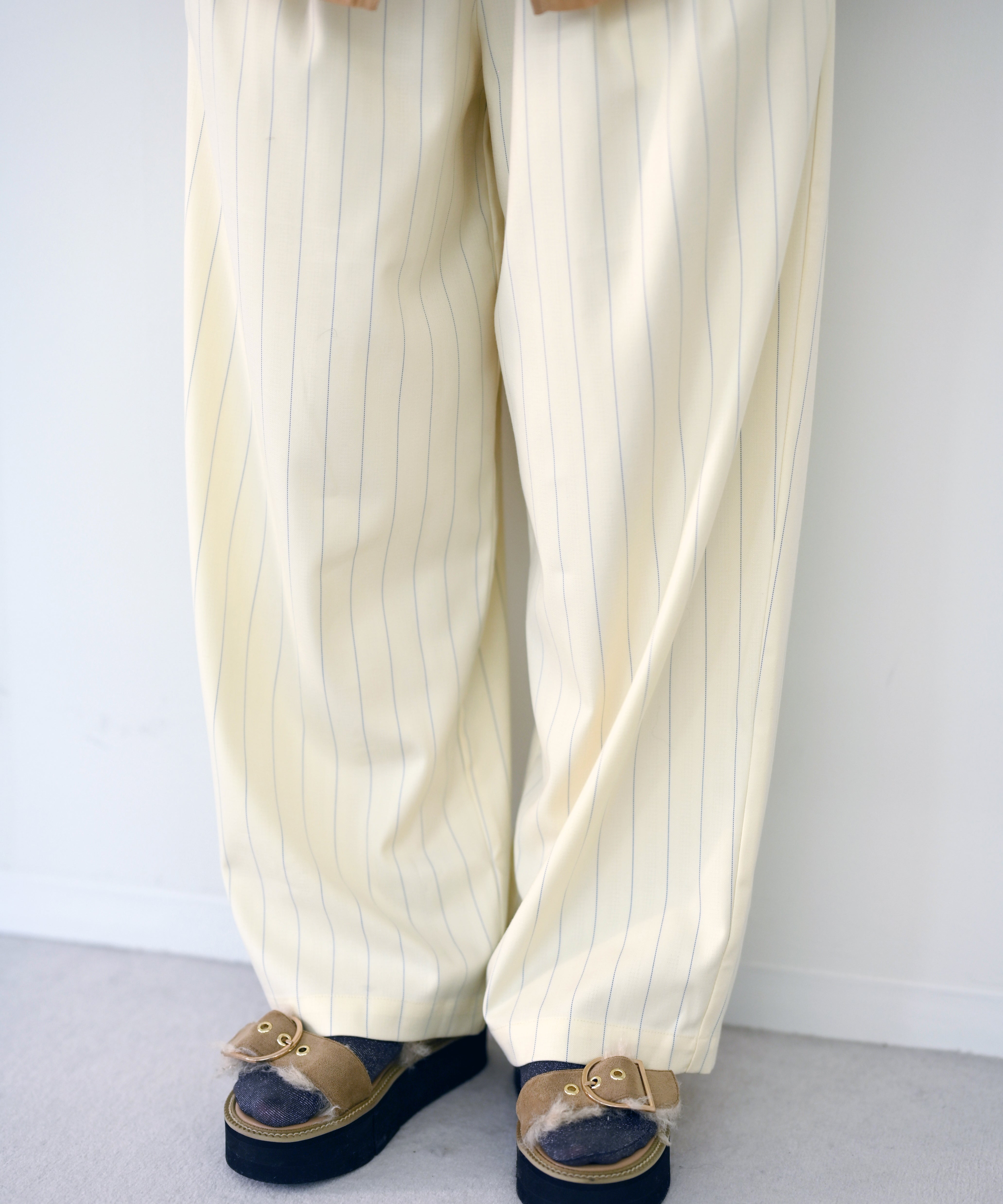 オフホワイト model:H167