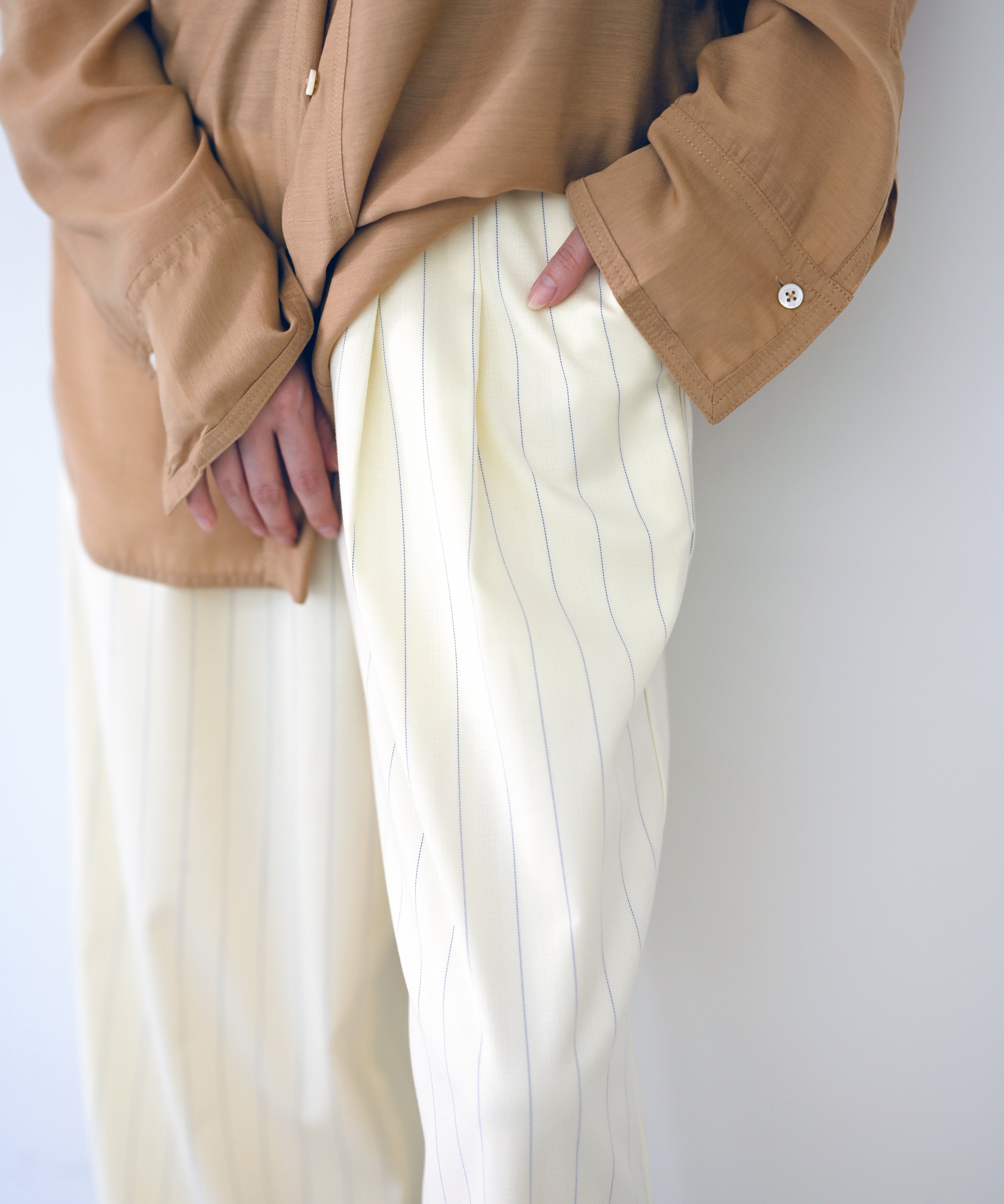 オフホワイト model:H167