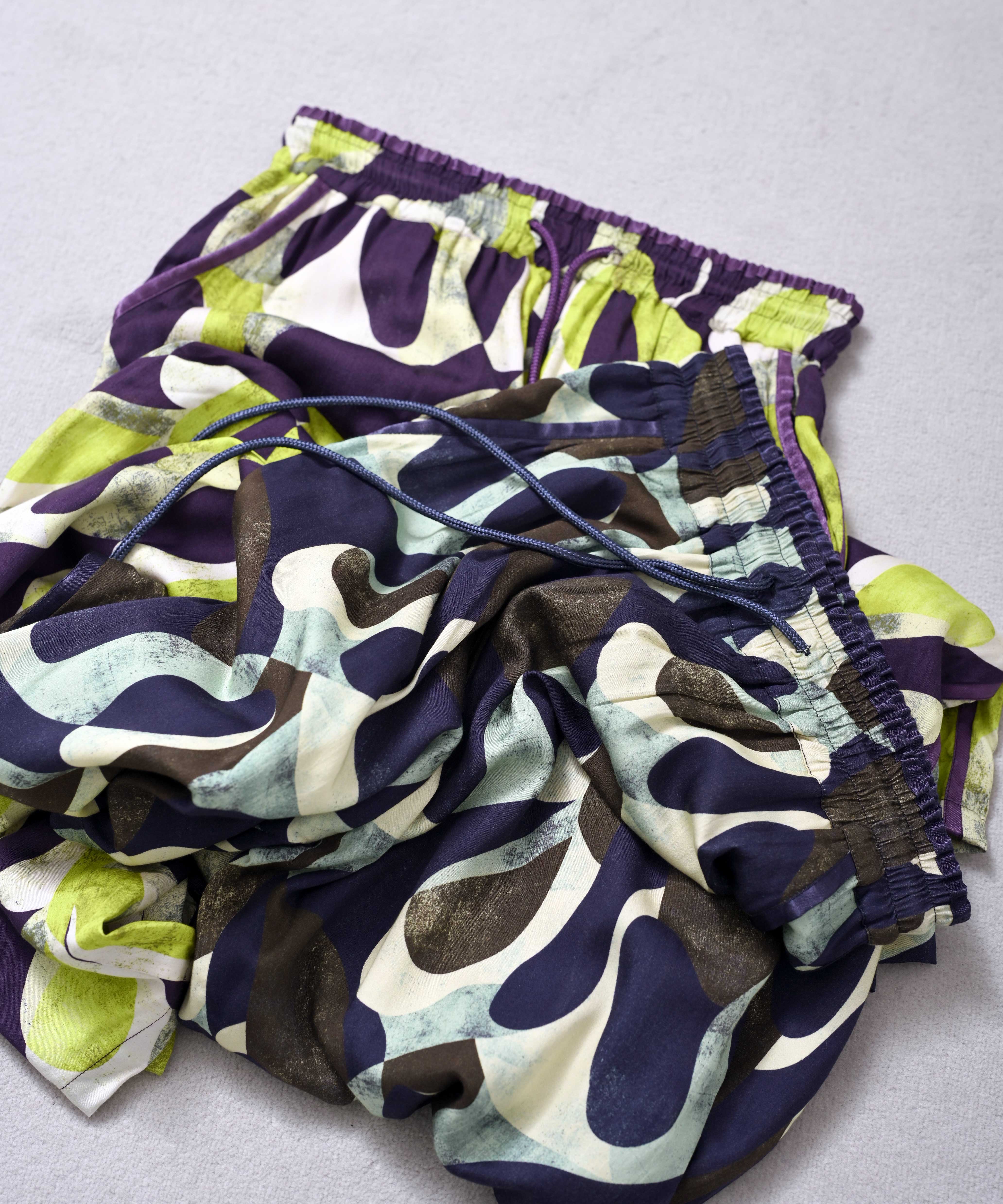 Neo Abstract Flow Pants