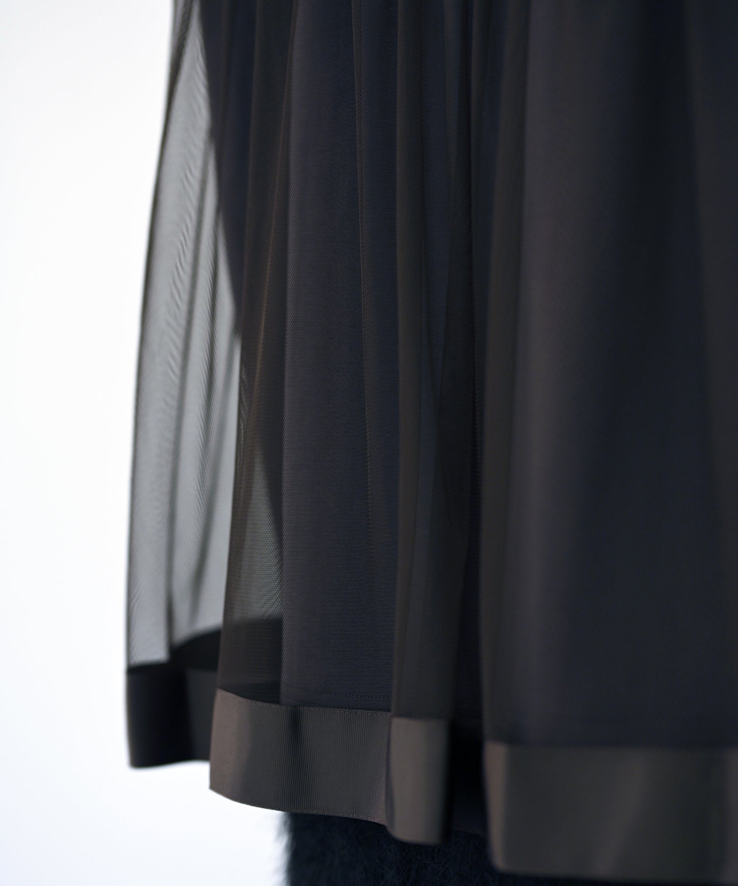 チャコール model :H167