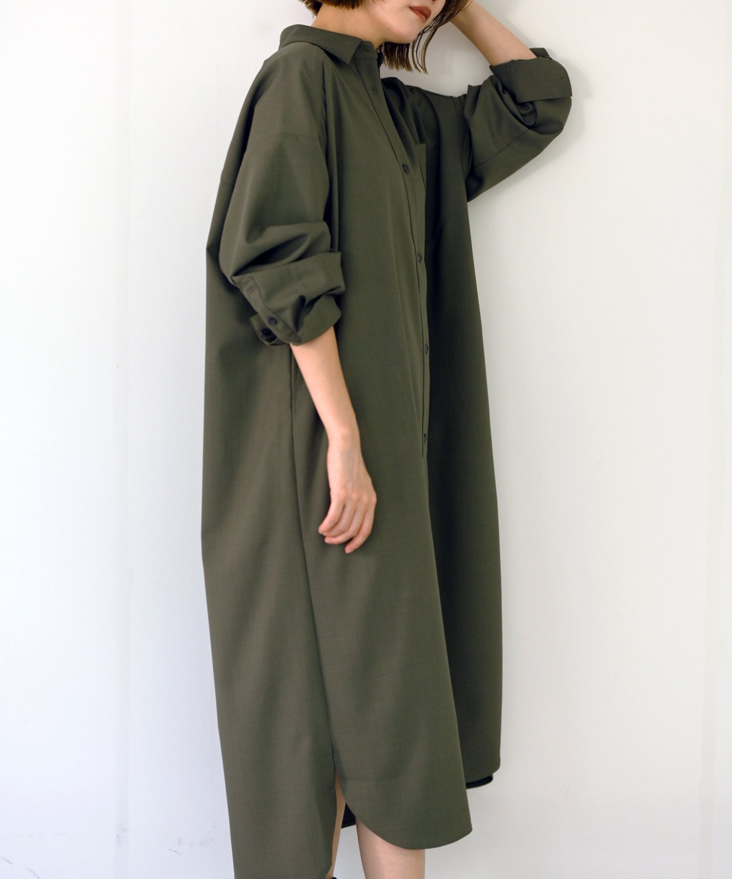 カーキ model:H167