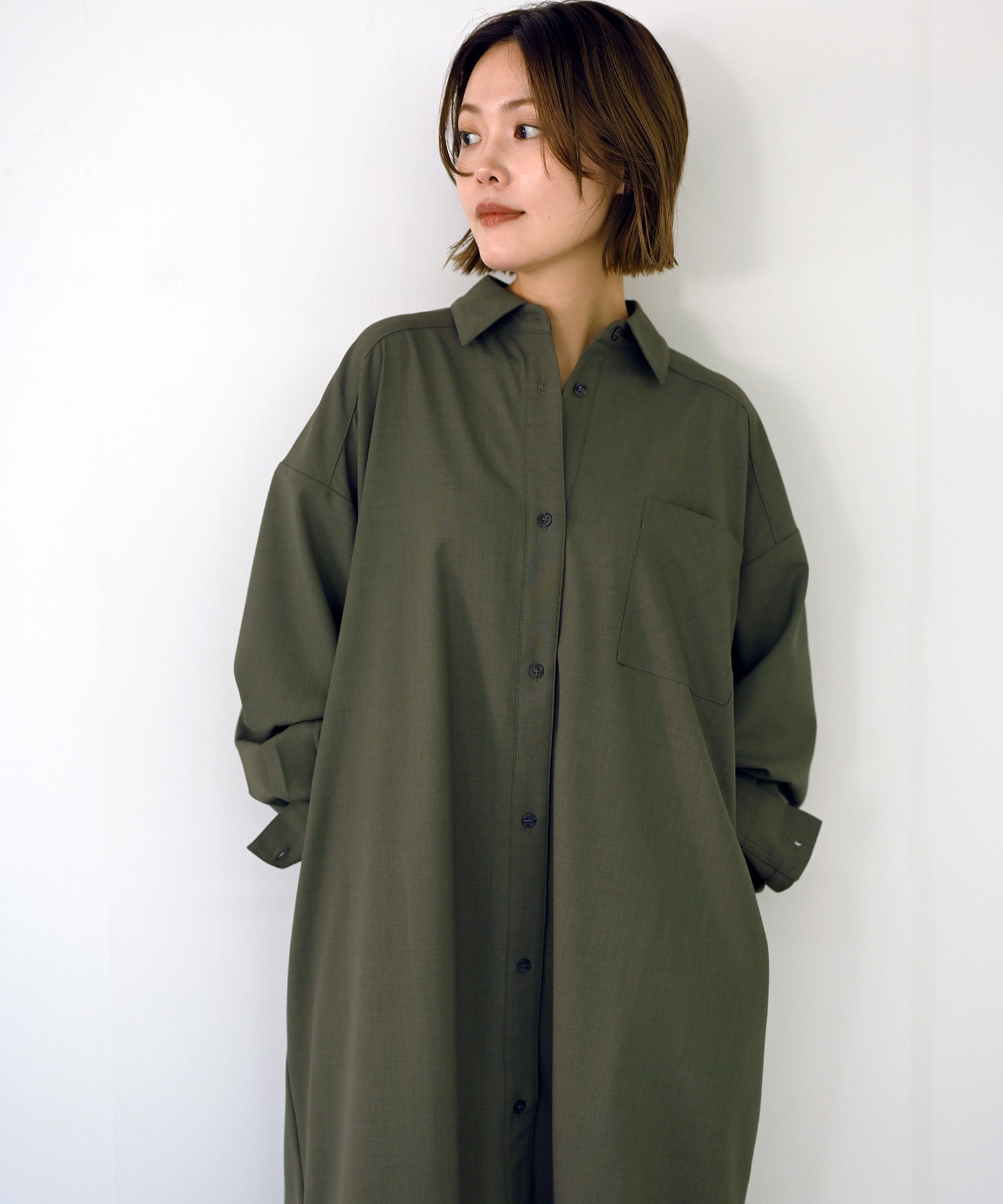 カーキ model:H167