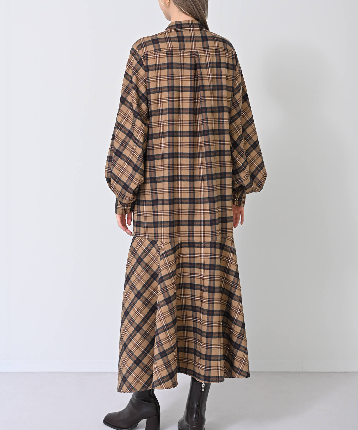 ベージュ model:H167