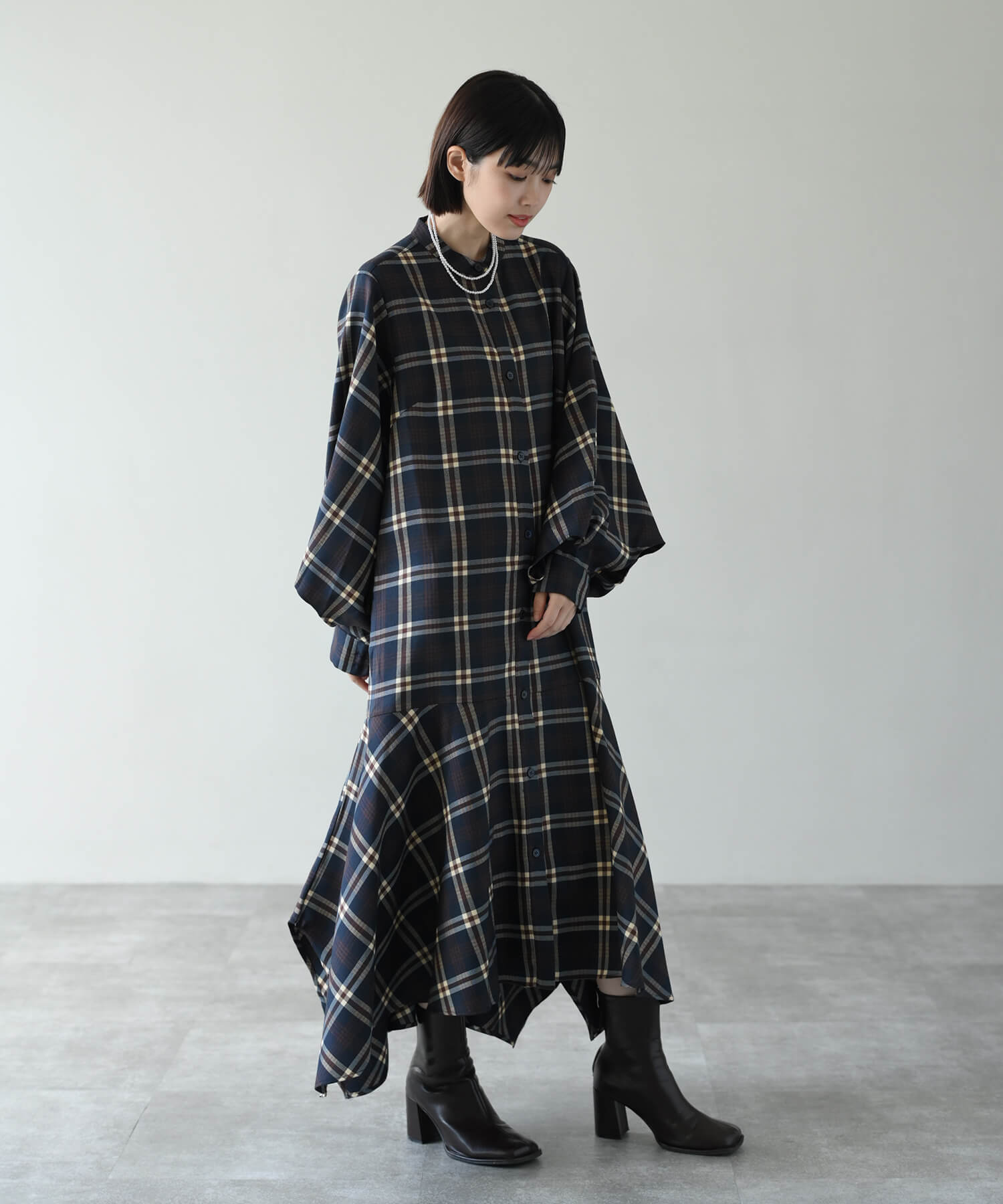 ネイビー model:H162