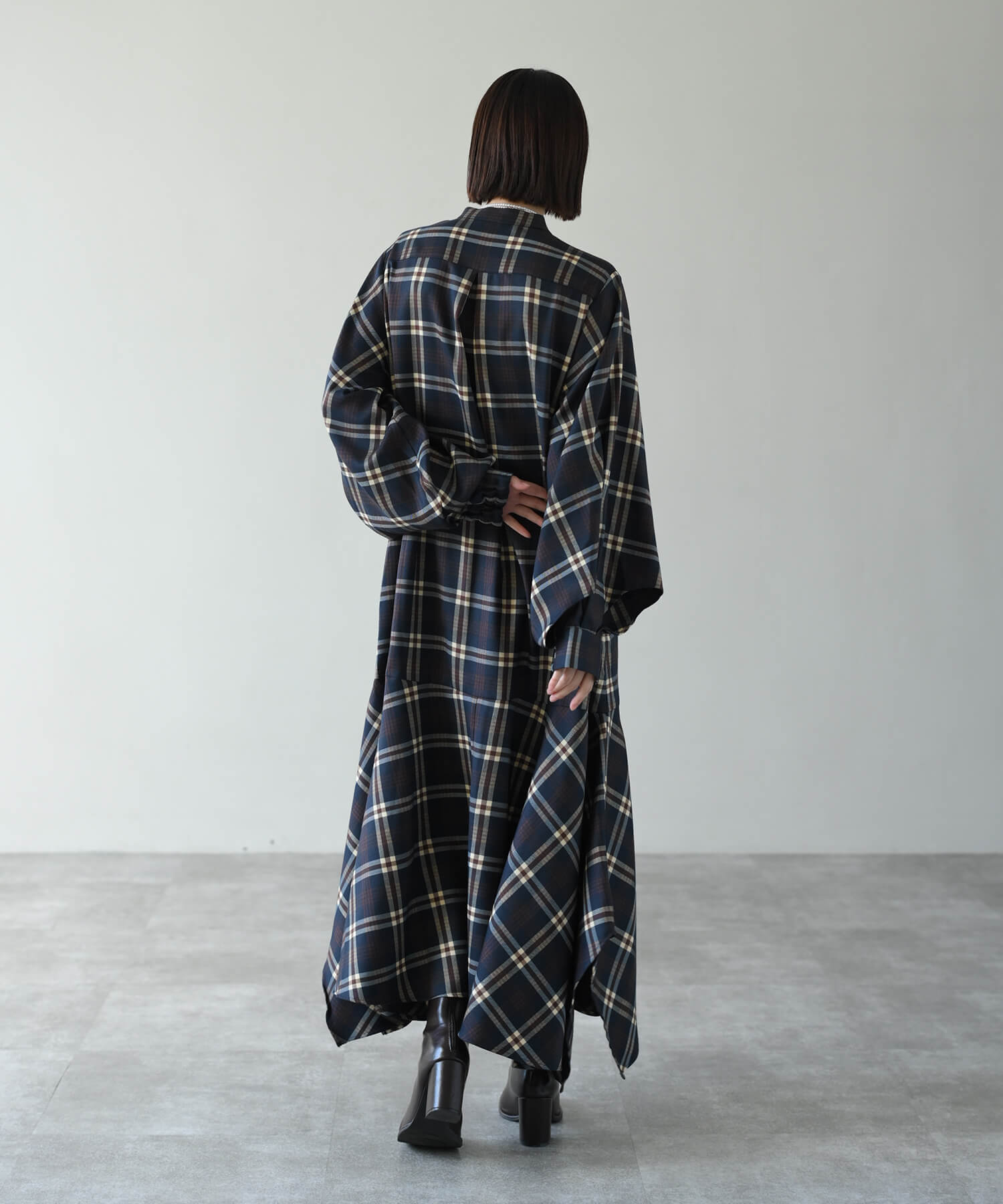 ネイビー model:H162