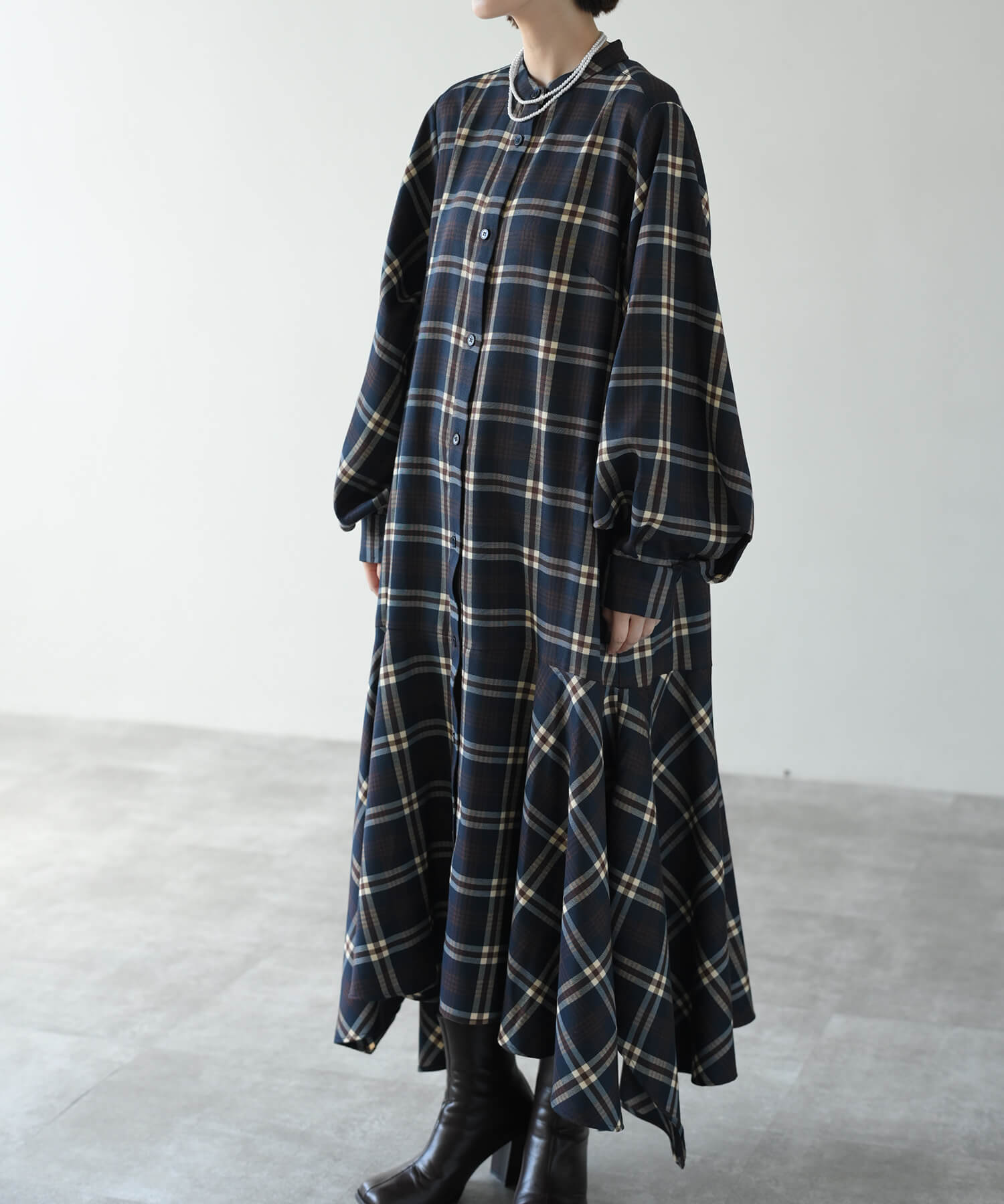 ネイビー model:H162