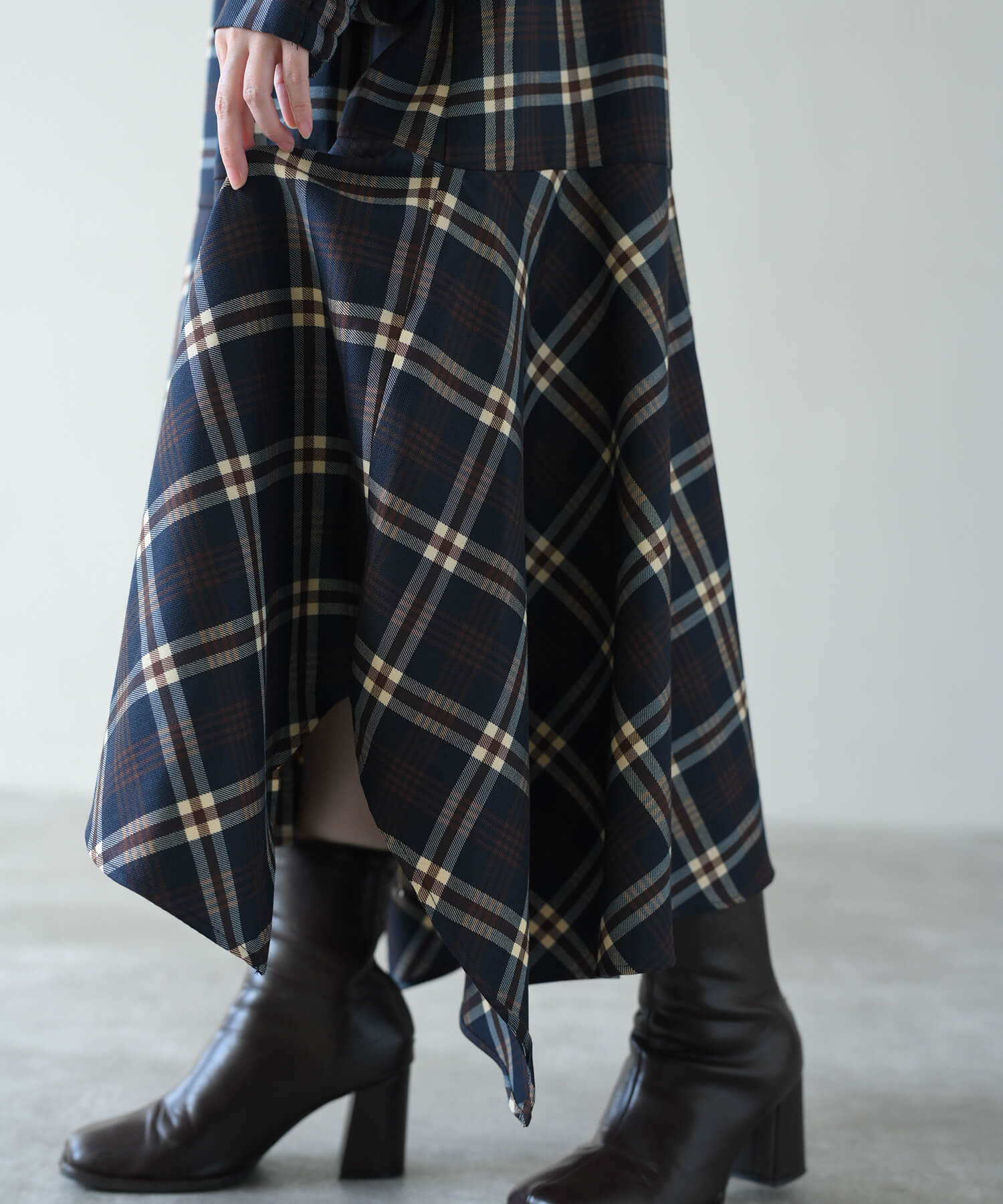 ネイビー model:H162