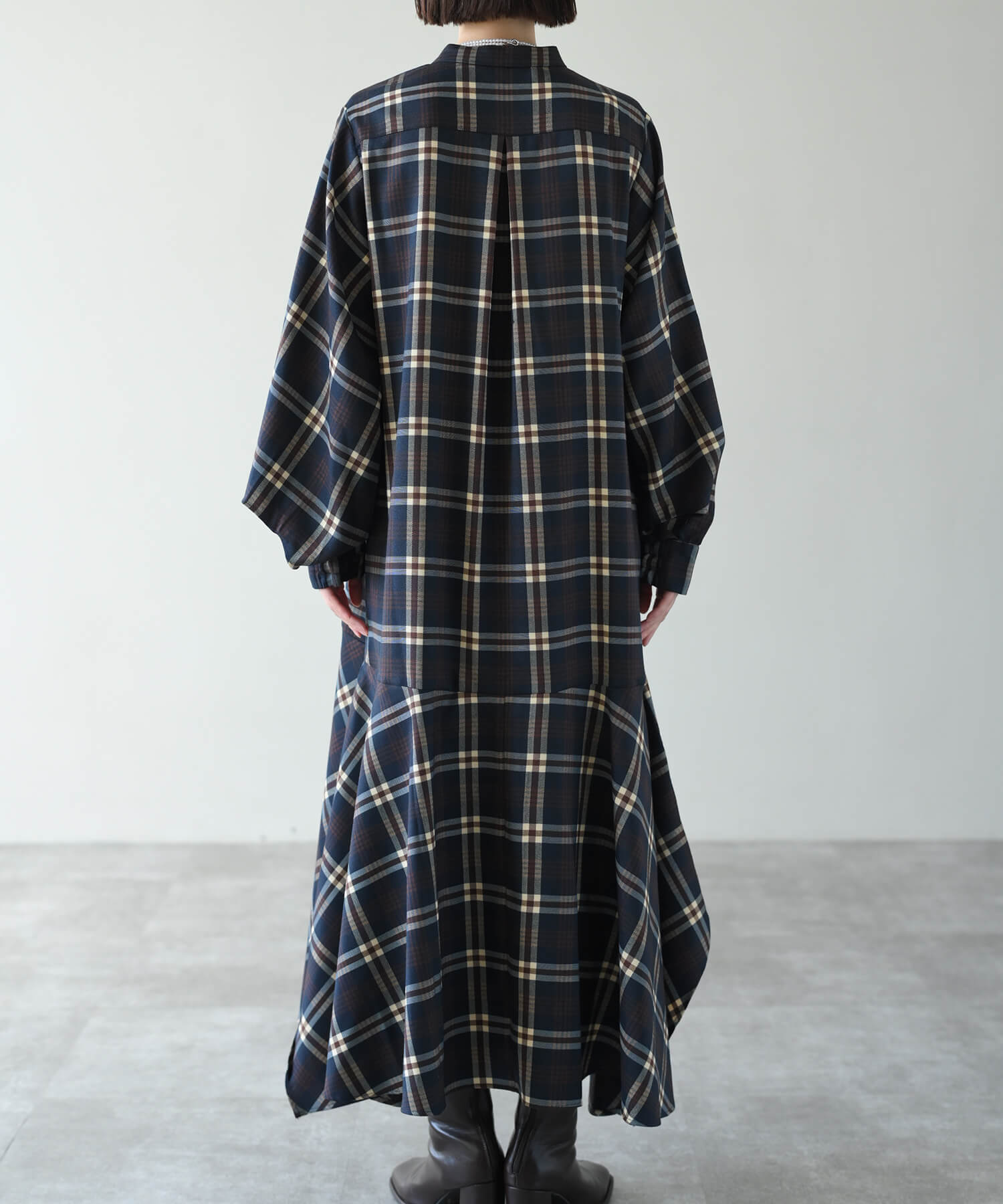 ネイビー model:H162