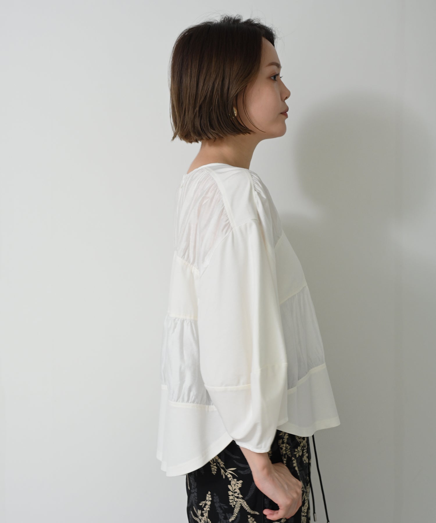 オフホワイト model:H167