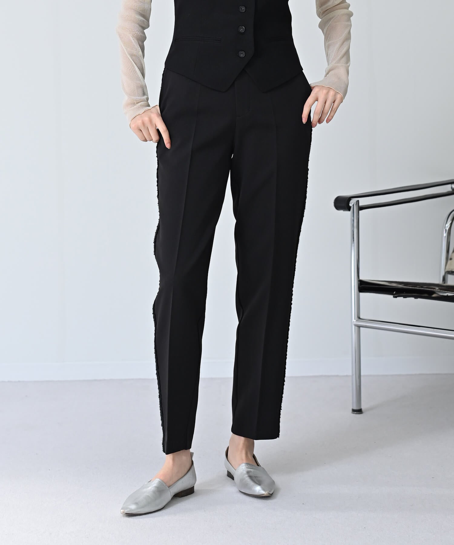 【Timesale】Side Blade Tapered Pants