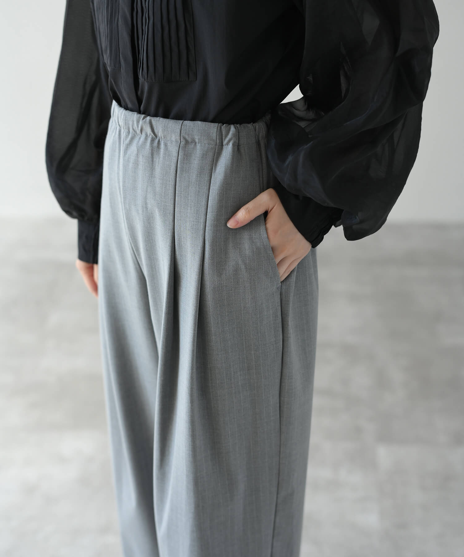 グレー model:H162