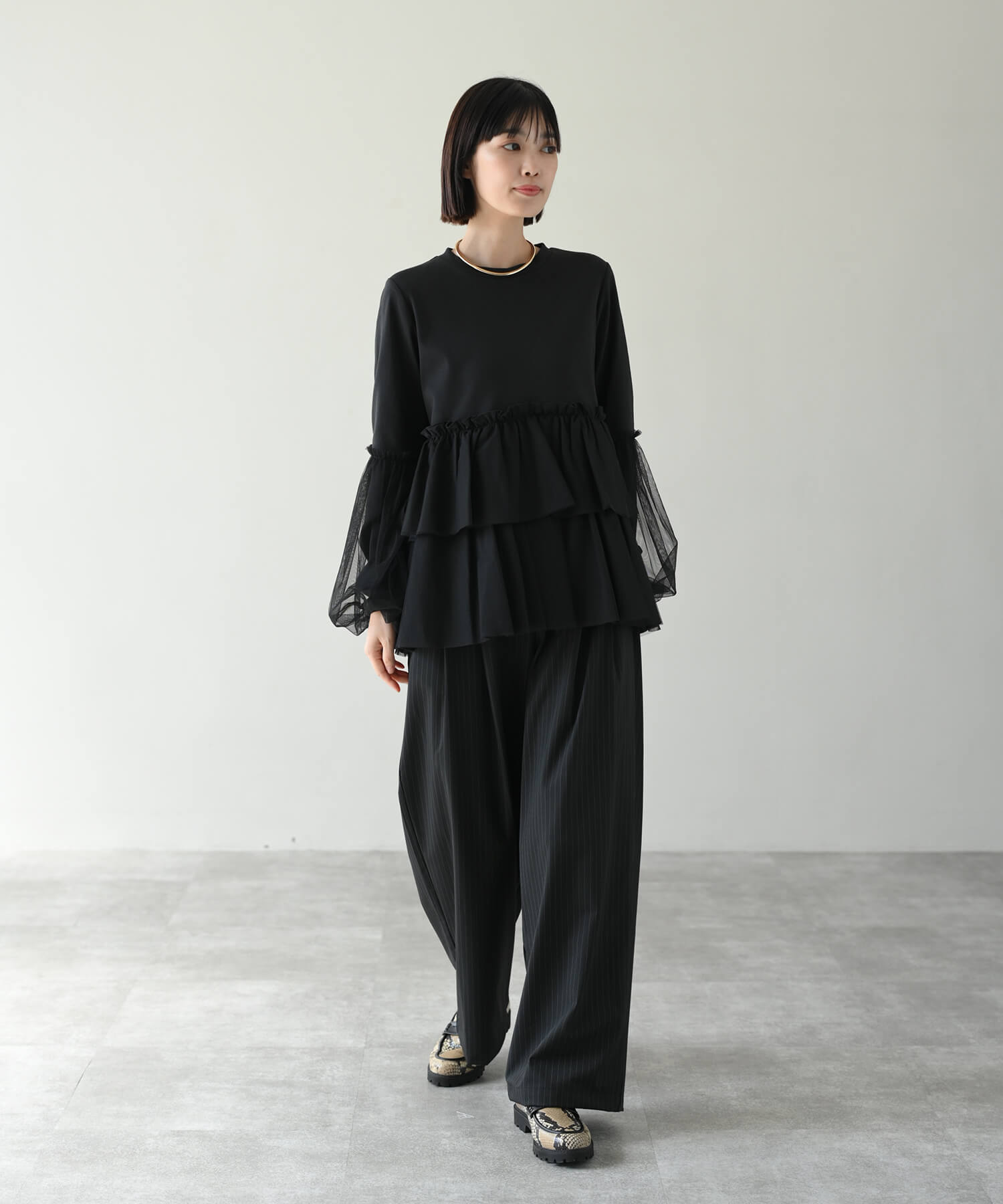 ブラック model:H162