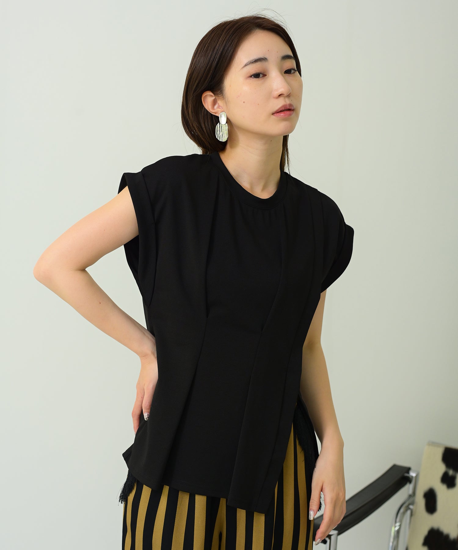 ブラック model:H160