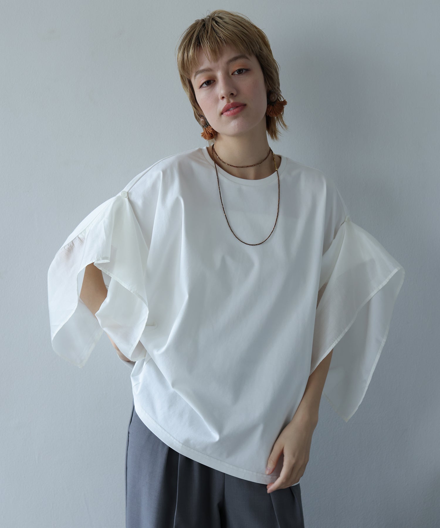 オフホワイト　model：H160