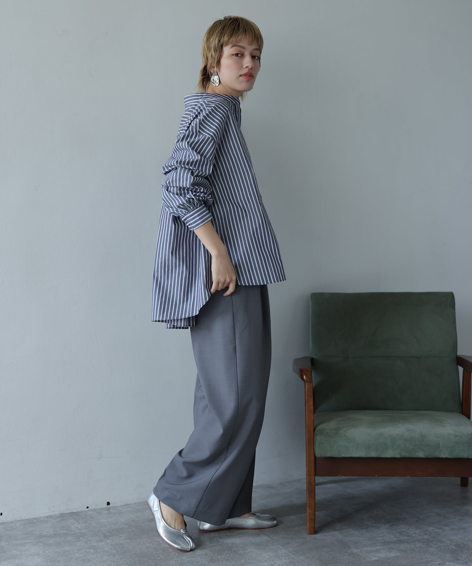 ネイビーストライプ　model：H160