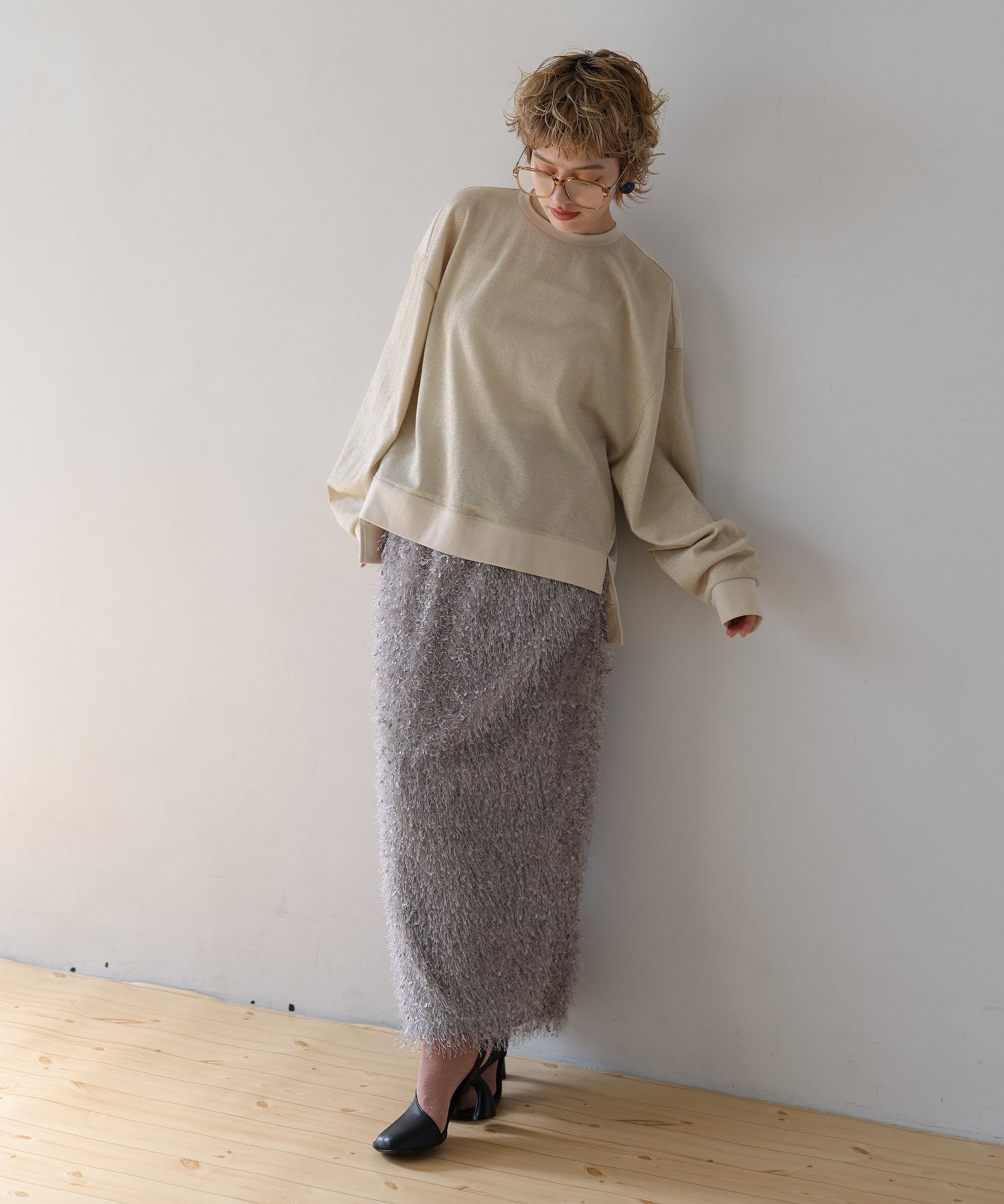 ベージュ　model：H160