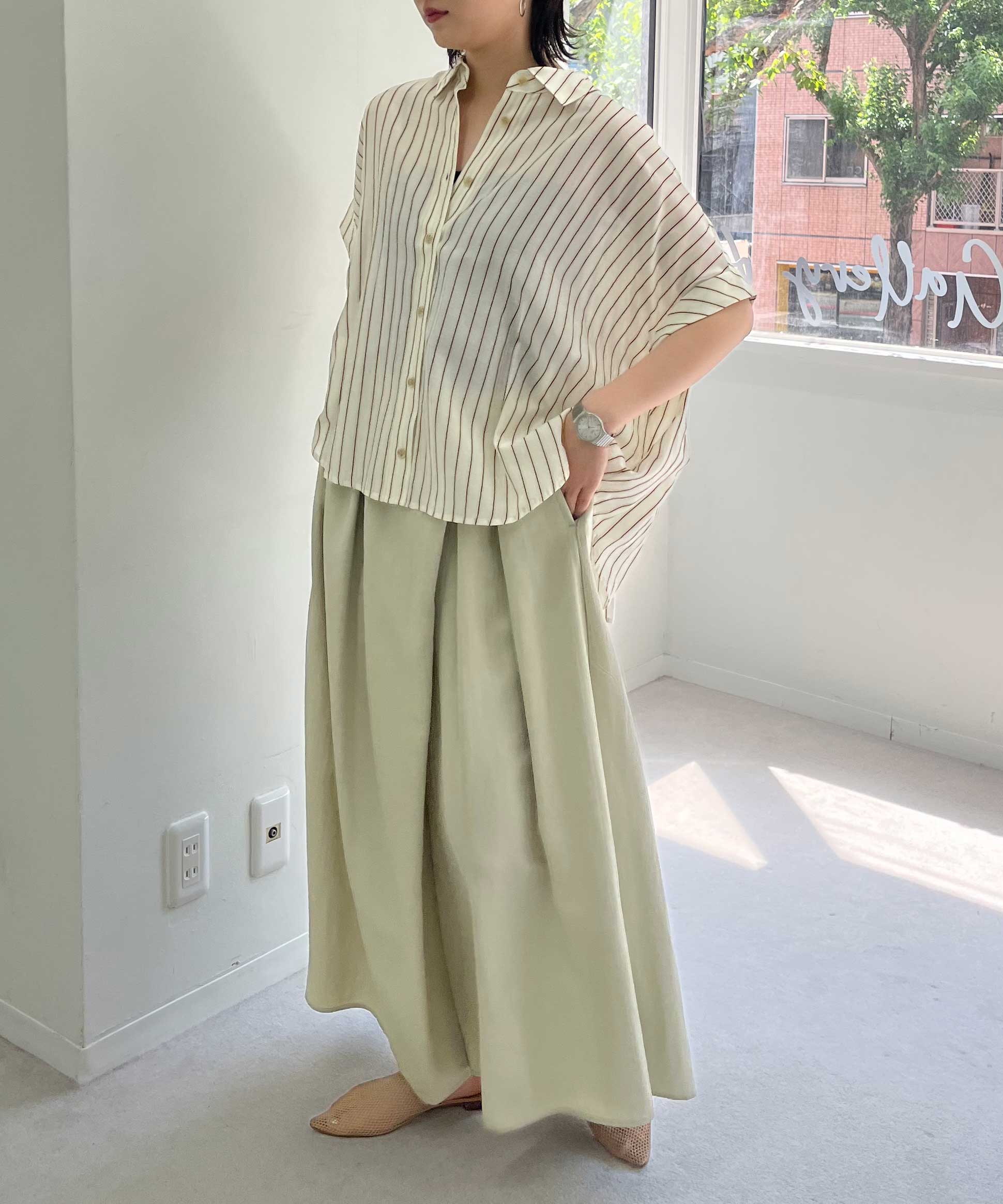 トップス 2024 HYKE STRIPE SATINBACKRIBON BLOUSE Back Shirred Striped Blouse