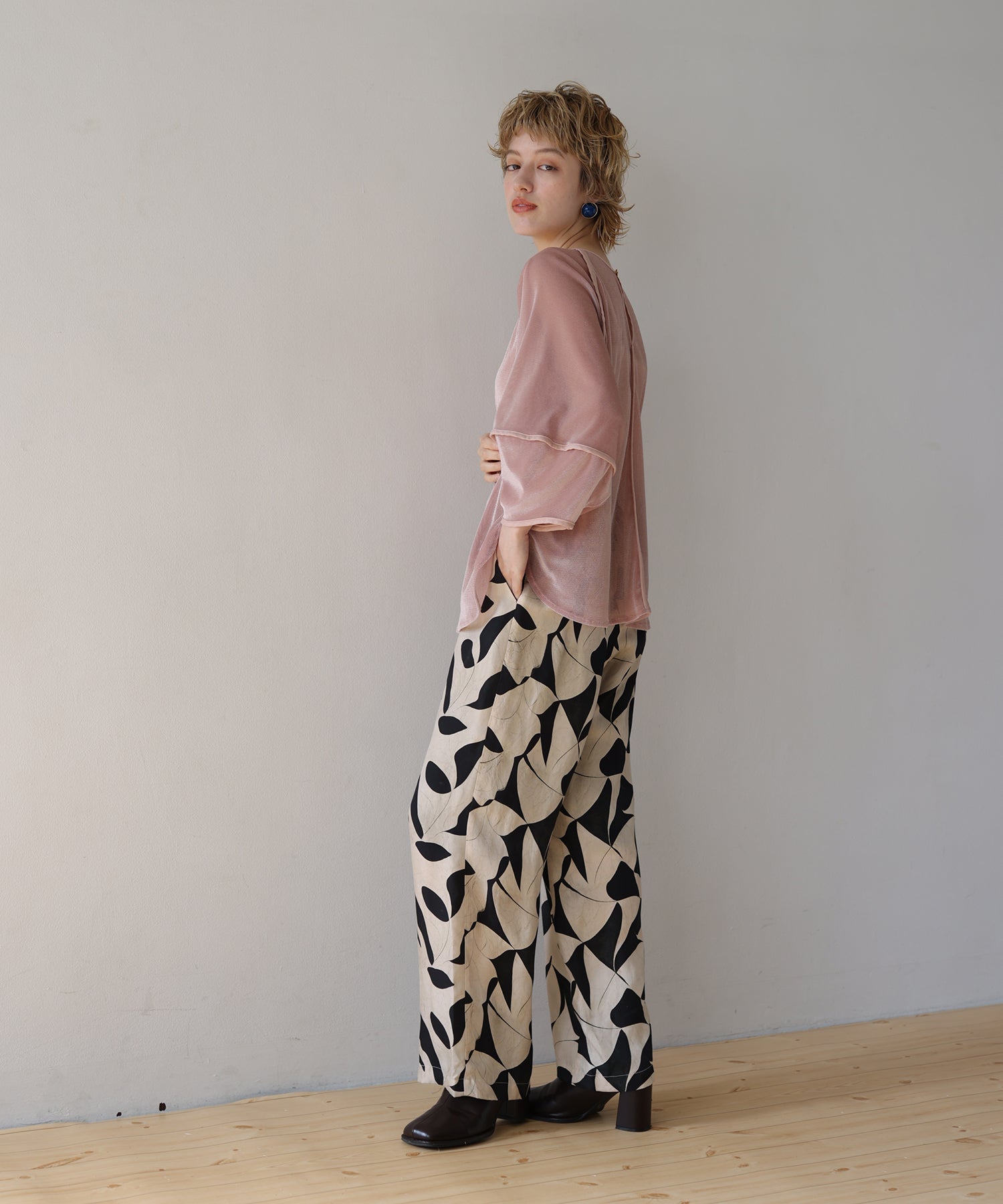 ベージュ×ブラック　model：H160