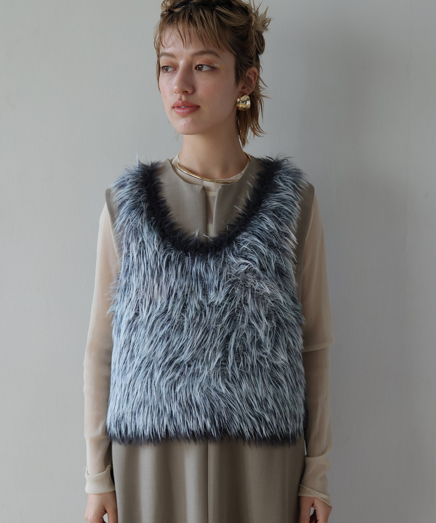 チャコール　model：H160