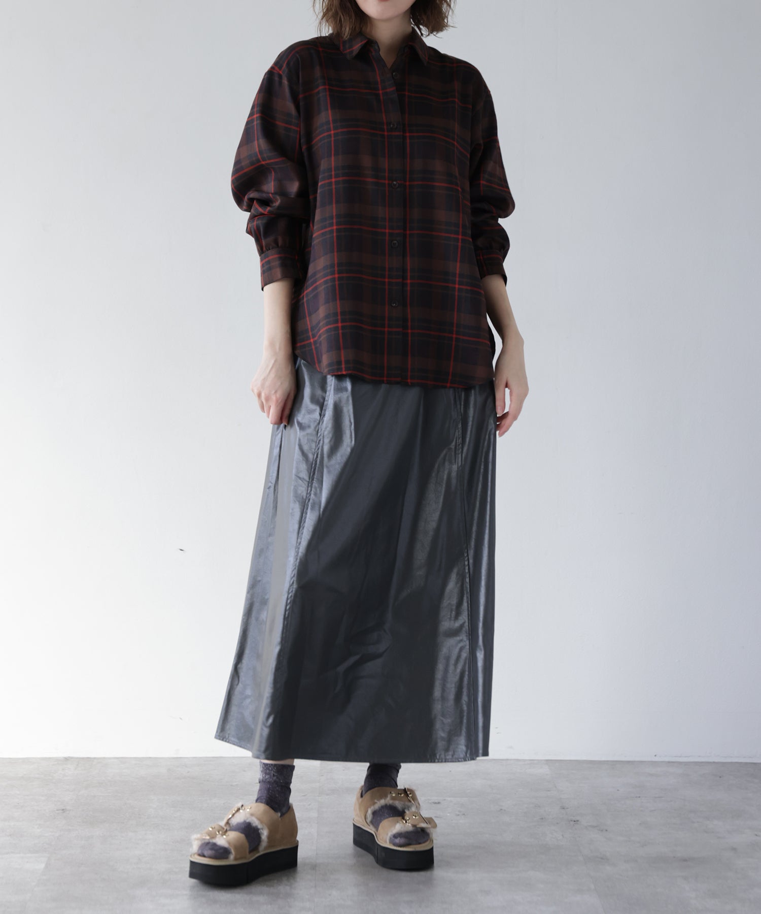 ブラウン　model：H167