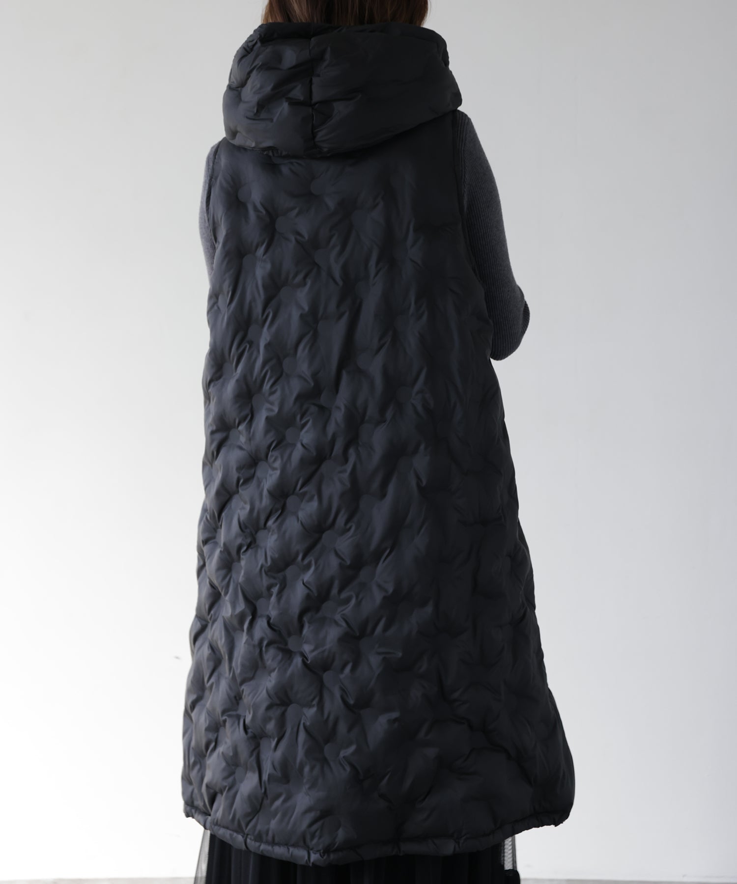 ブラック　model：H167