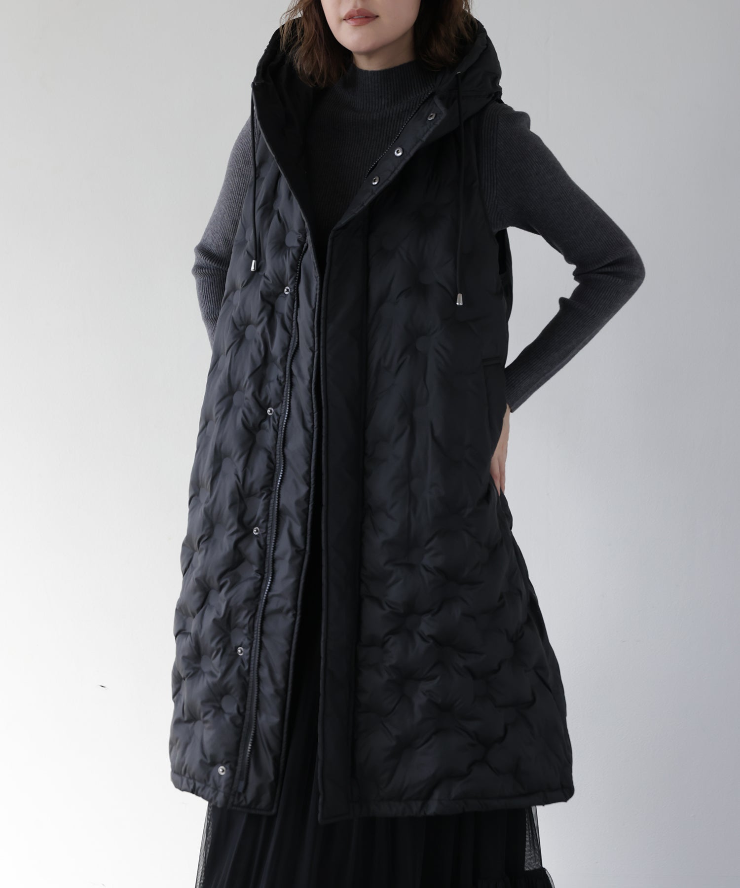 ブラック　model：H167