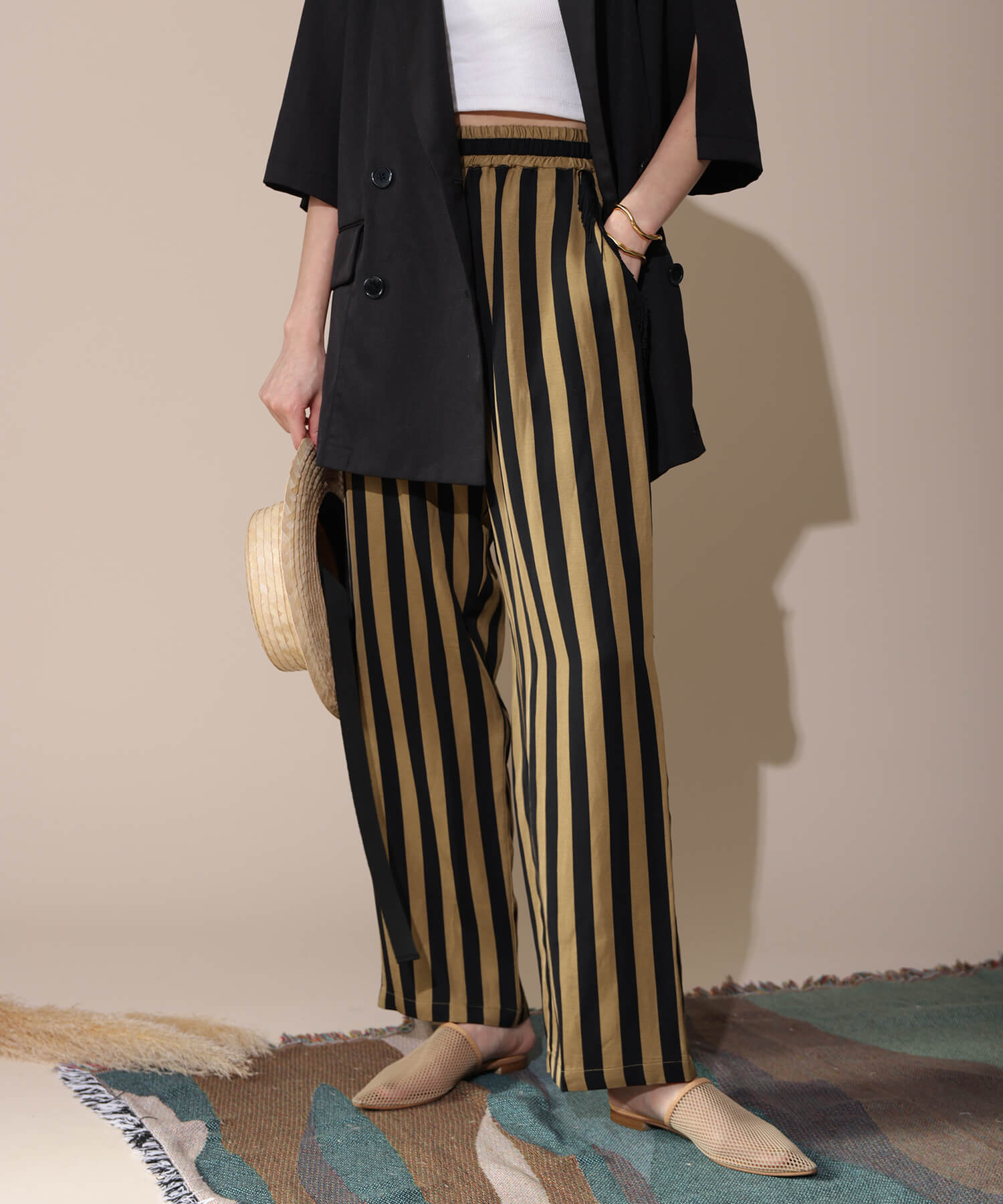 ブラウン　model：H167