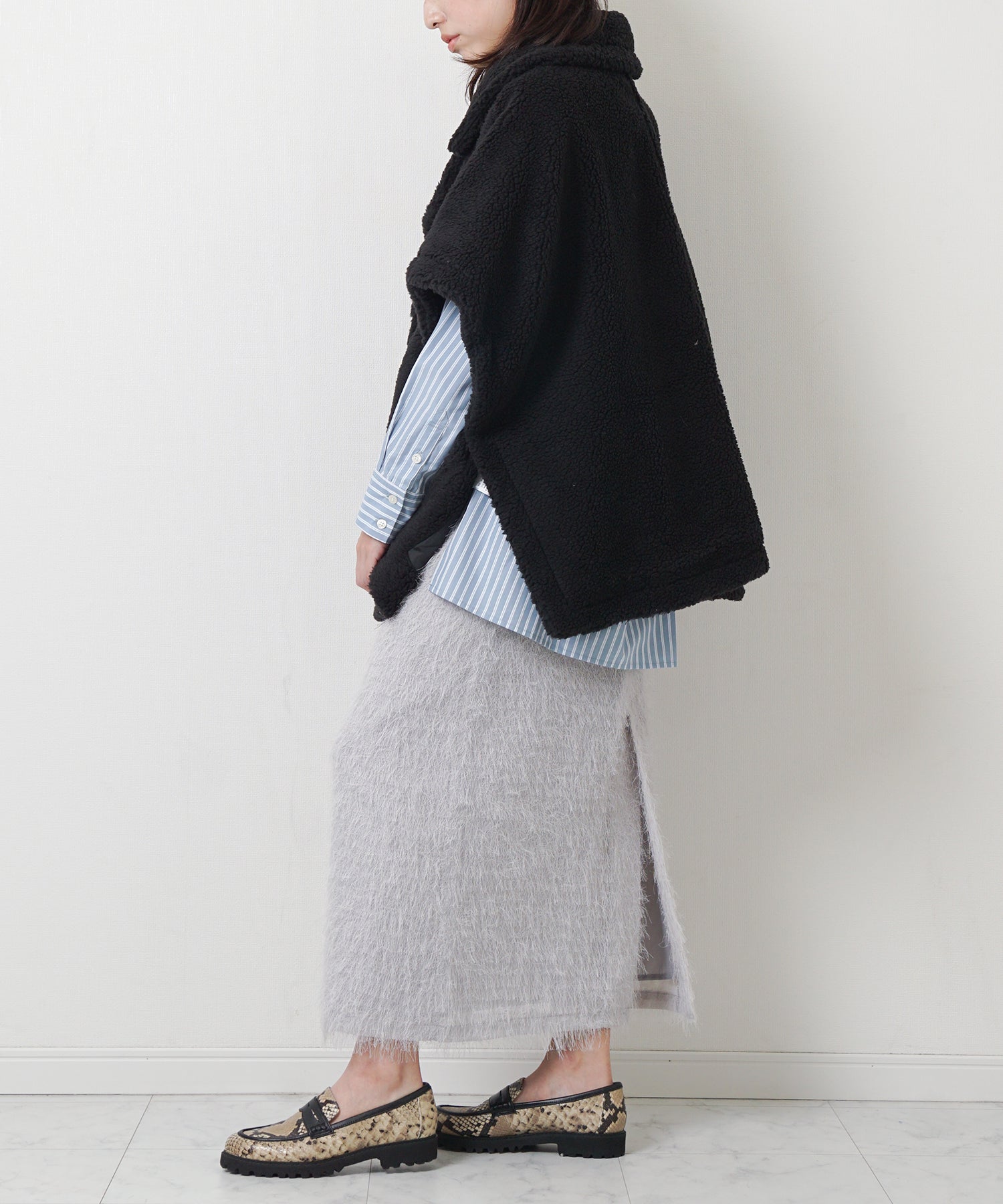 ブラック　model：H167