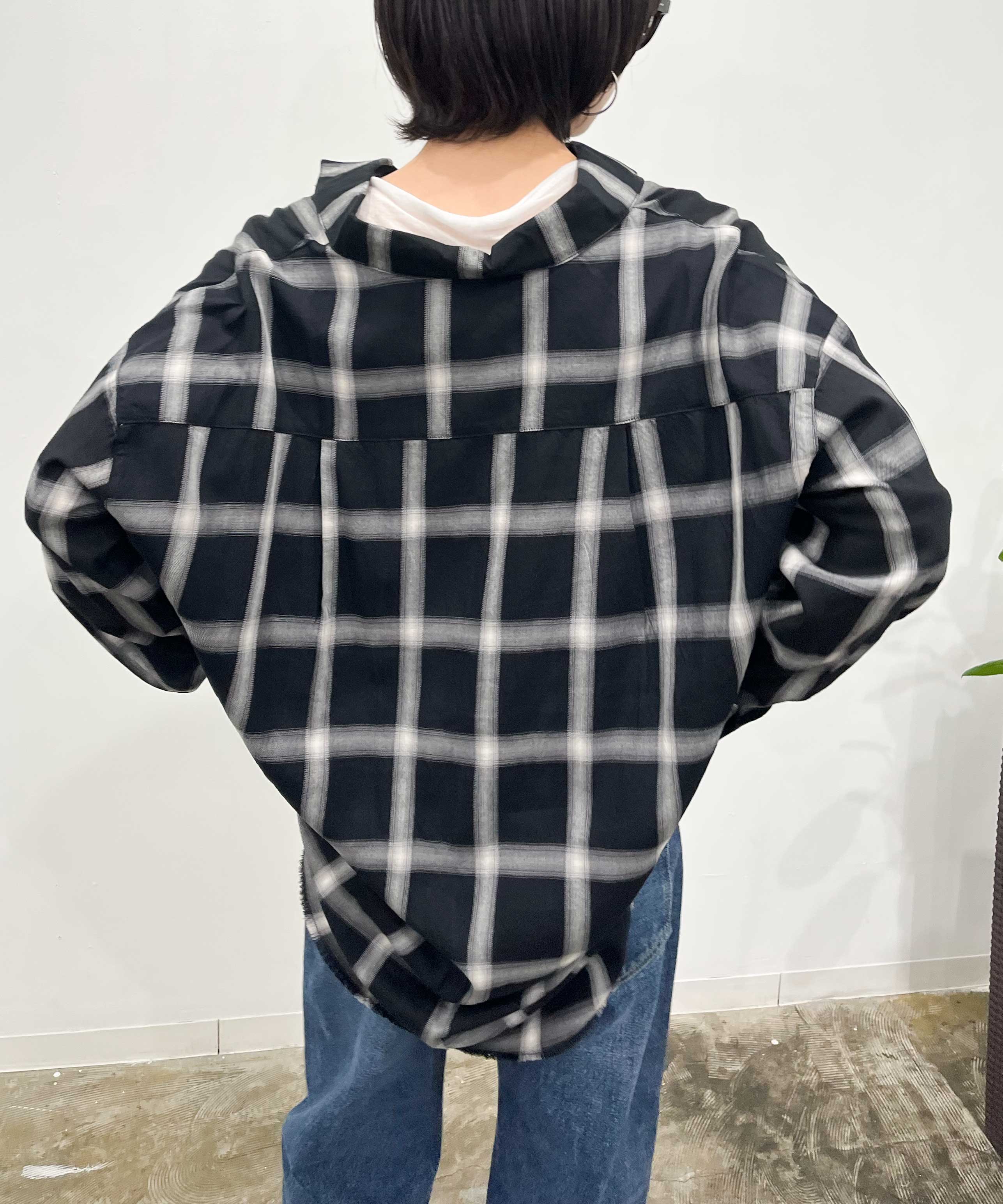 ブラック　staff：H161