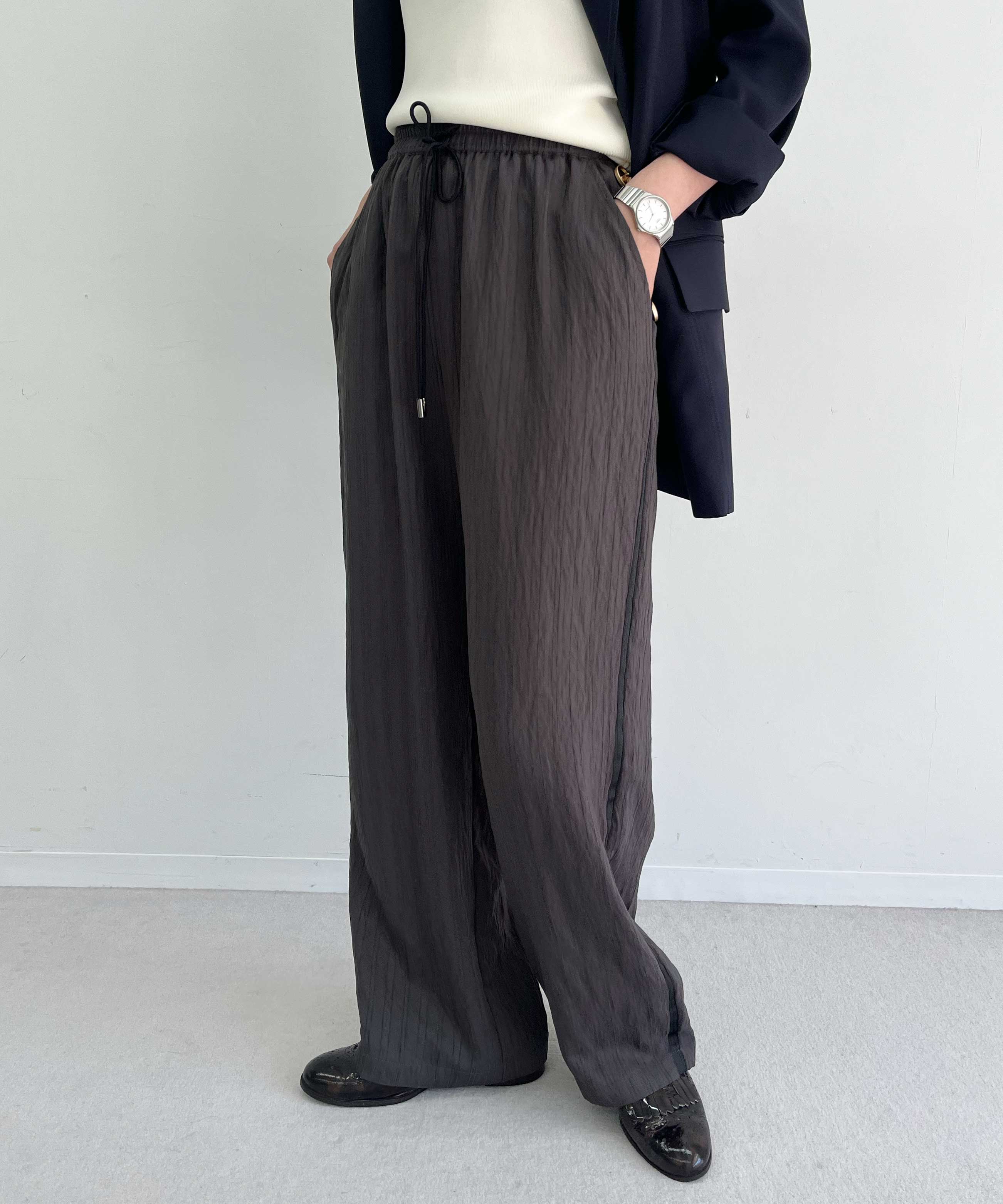 チャコール　staff：H161