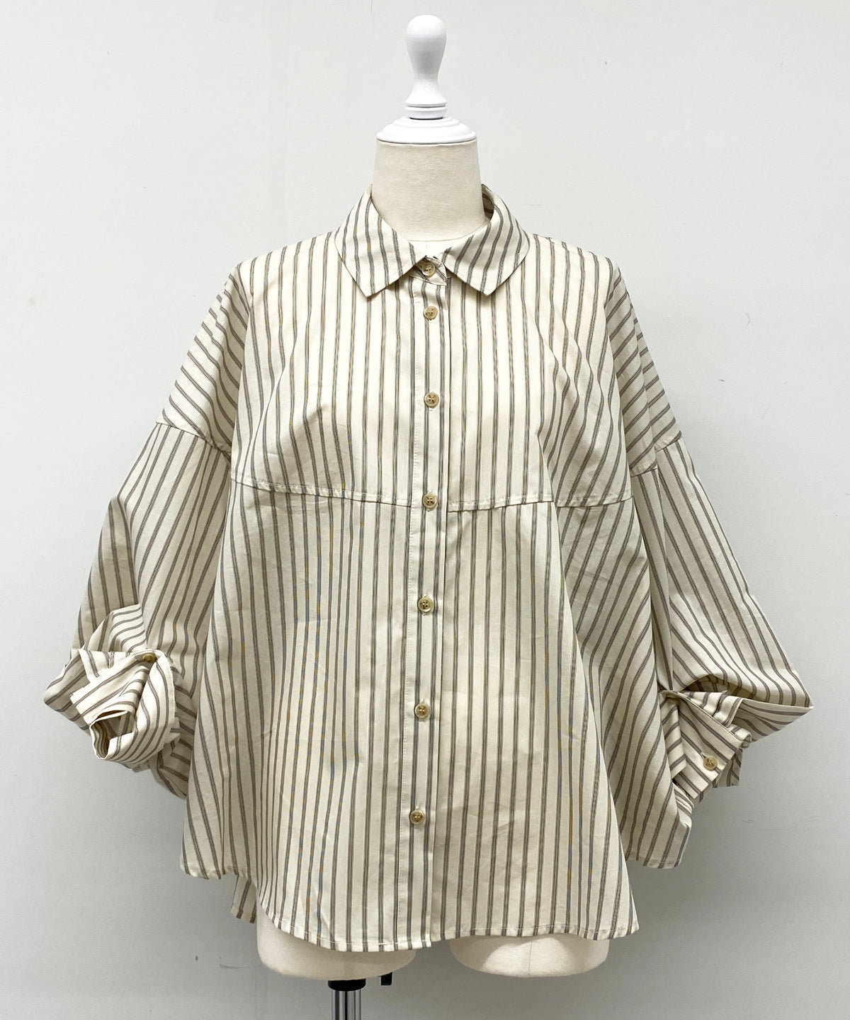 Button-up Striped Blouse アイボリーストライプ