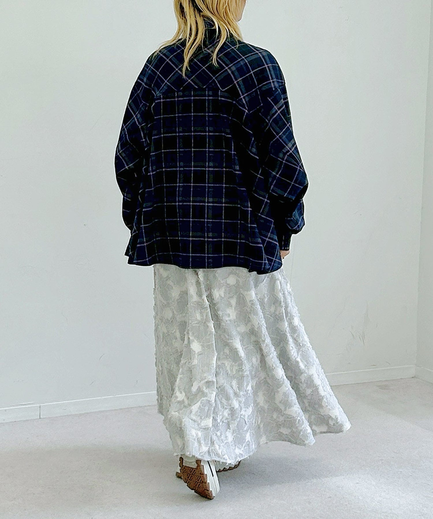 ネイビー　staff：H157