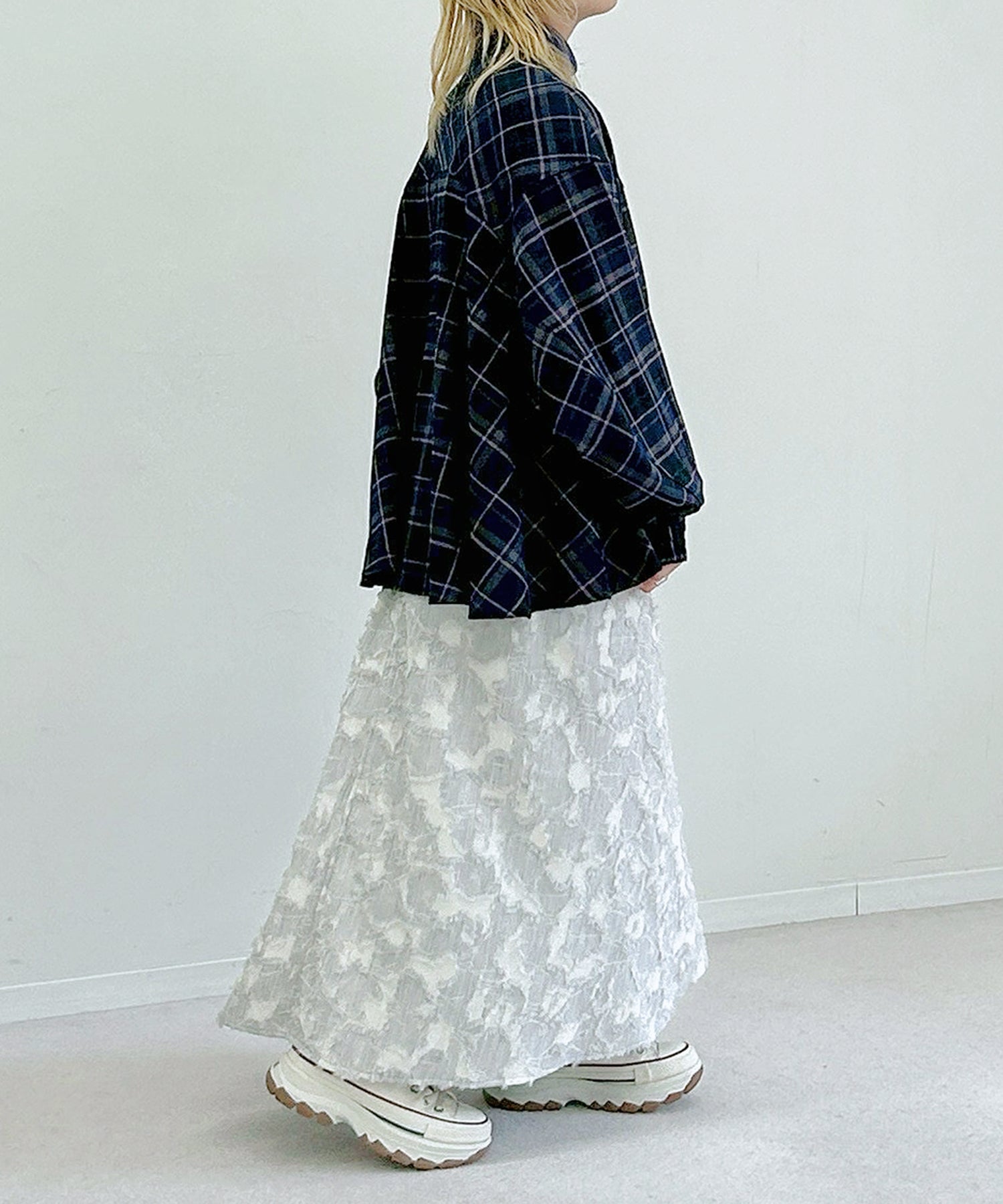 ネイビー　staff：H157