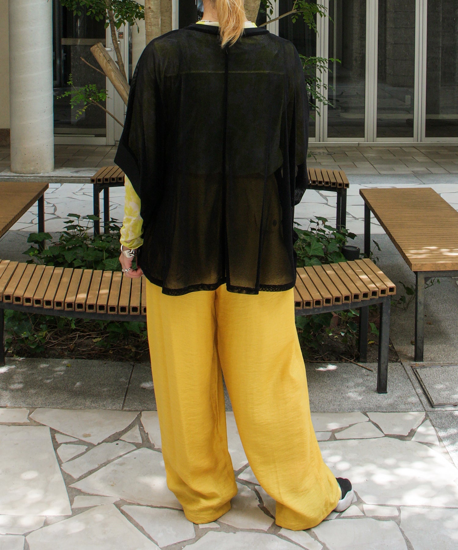 ブラック　staff：H157