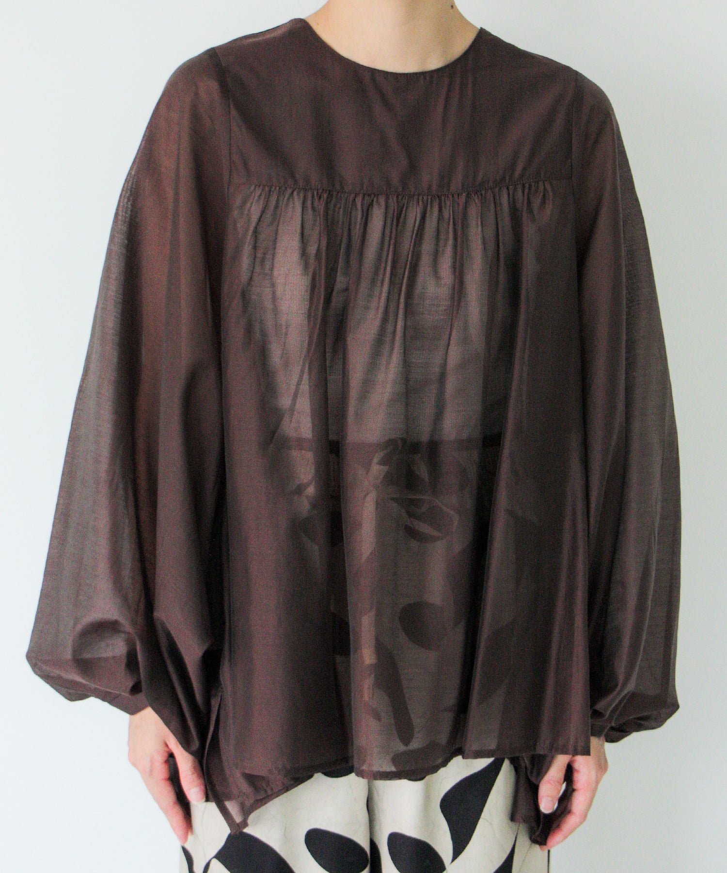 ブラウン　staff：H155