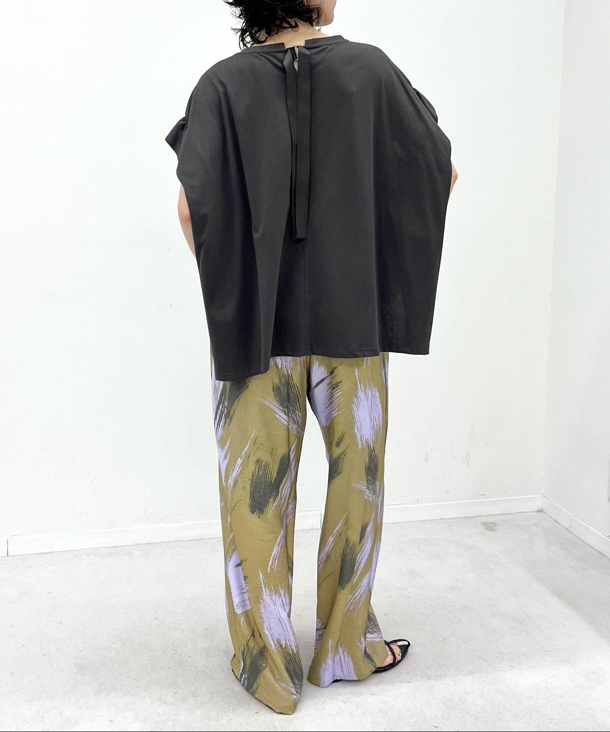 チャコール　staff：H161cm