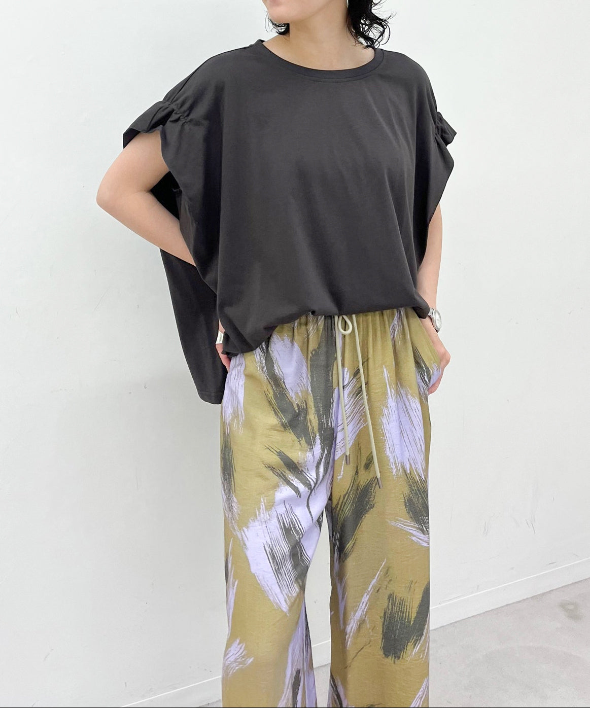 チャコール　staff：H161cm