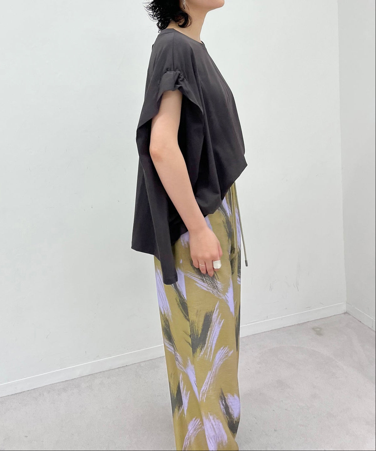 チャコール　staff：H161cm