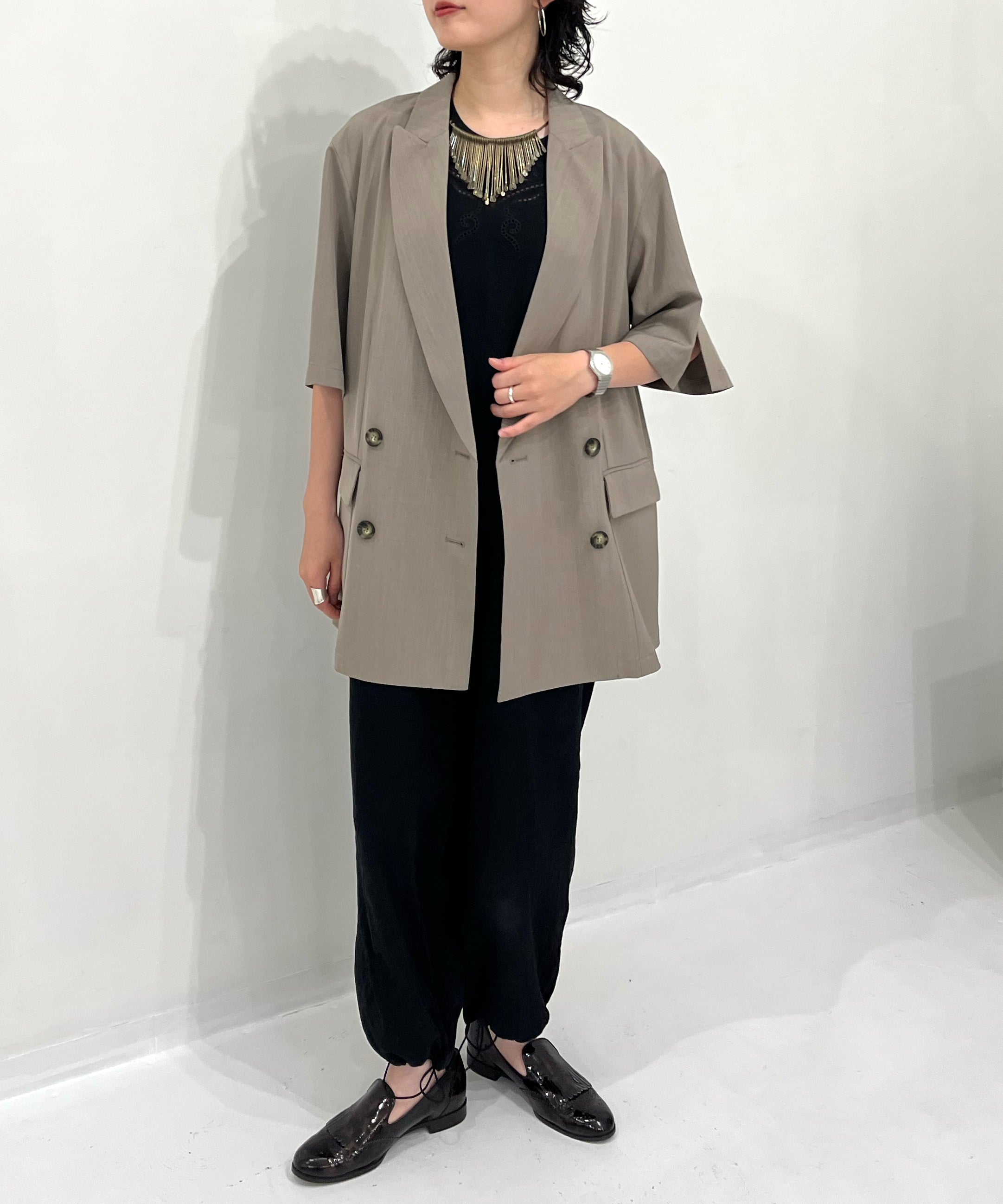 Back Sheer Short-Sleeved Jacket