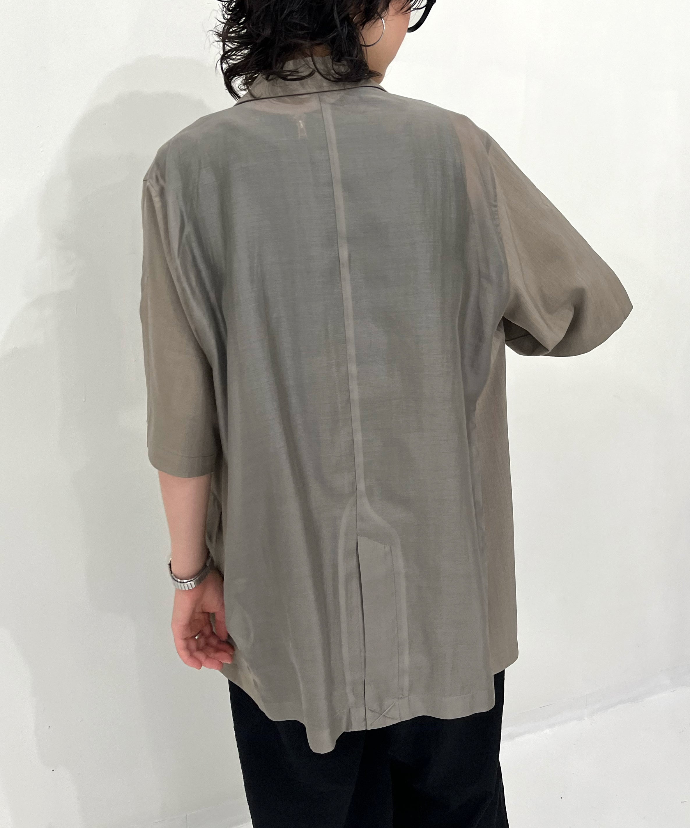 Back Sheer Short-Sleeved Jacket