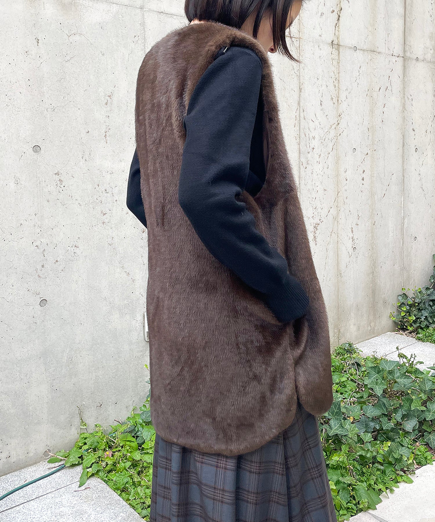 カーキ / ブラック×ブラウン共通ファーベスト　staff：H155