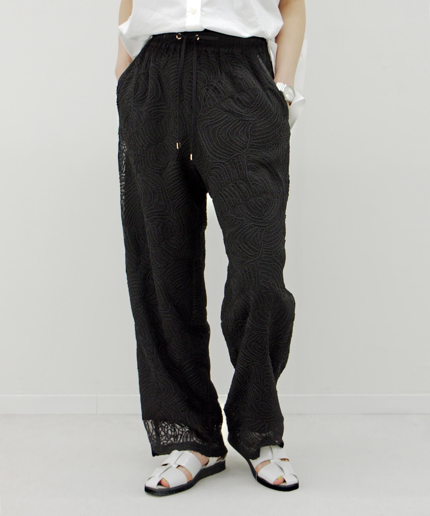 ブラック　model：H161cm