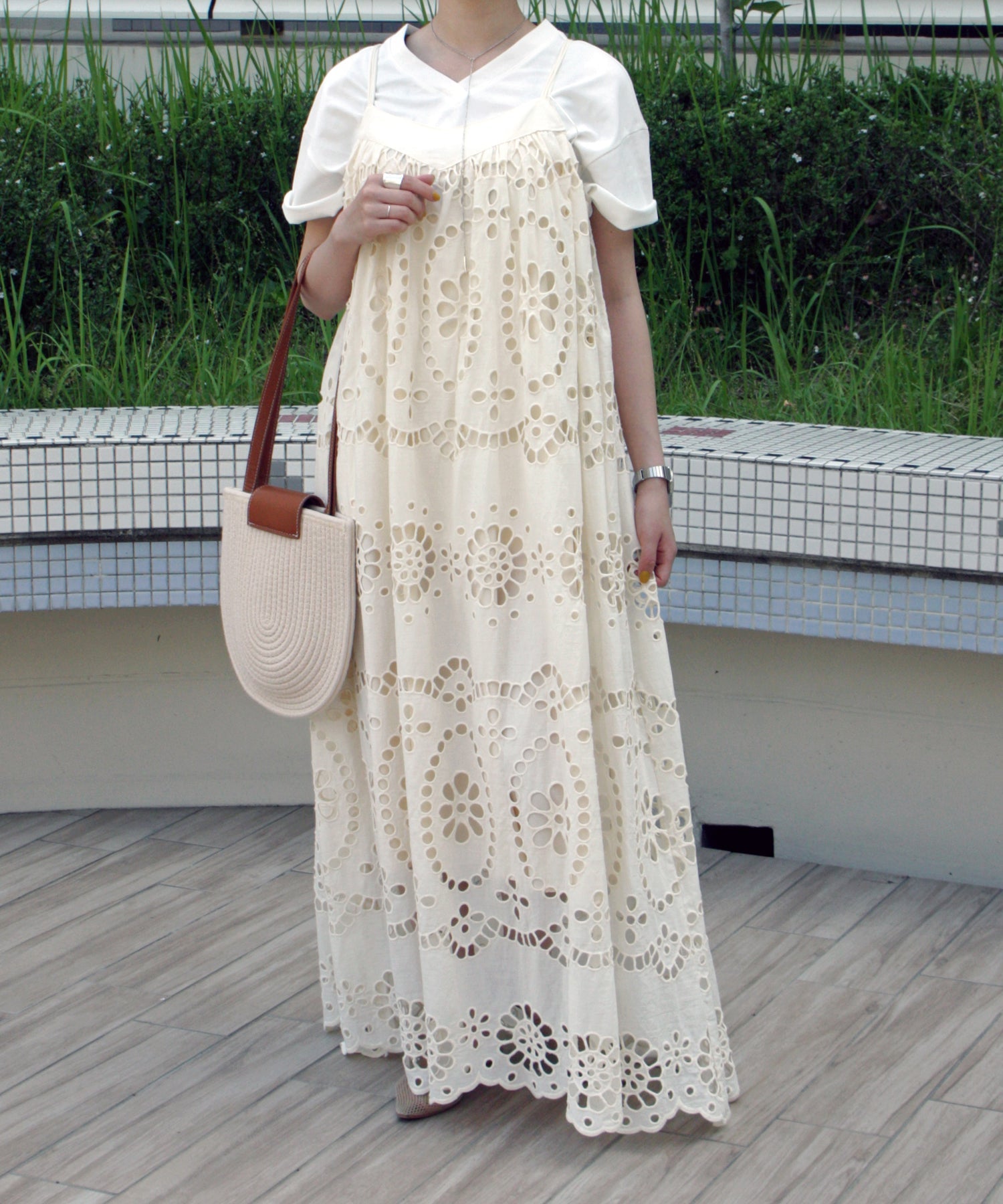 ◆Eliza J 非対称レースワンピース Eliza J 非対称レースドレス