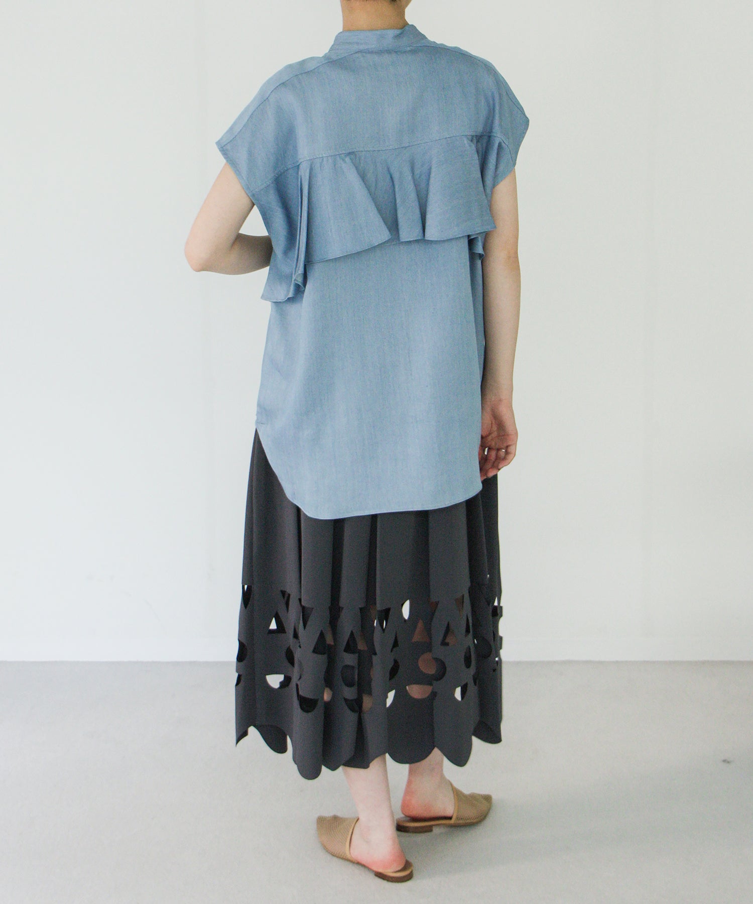 L&#39;Appartement DEUXIEME CLASSE - 美品！L&#39;Appartementフリルノースリーブブラウス L'Appartement DEUXIEME CLASSE - L'Appartement ◇ノースリーブ