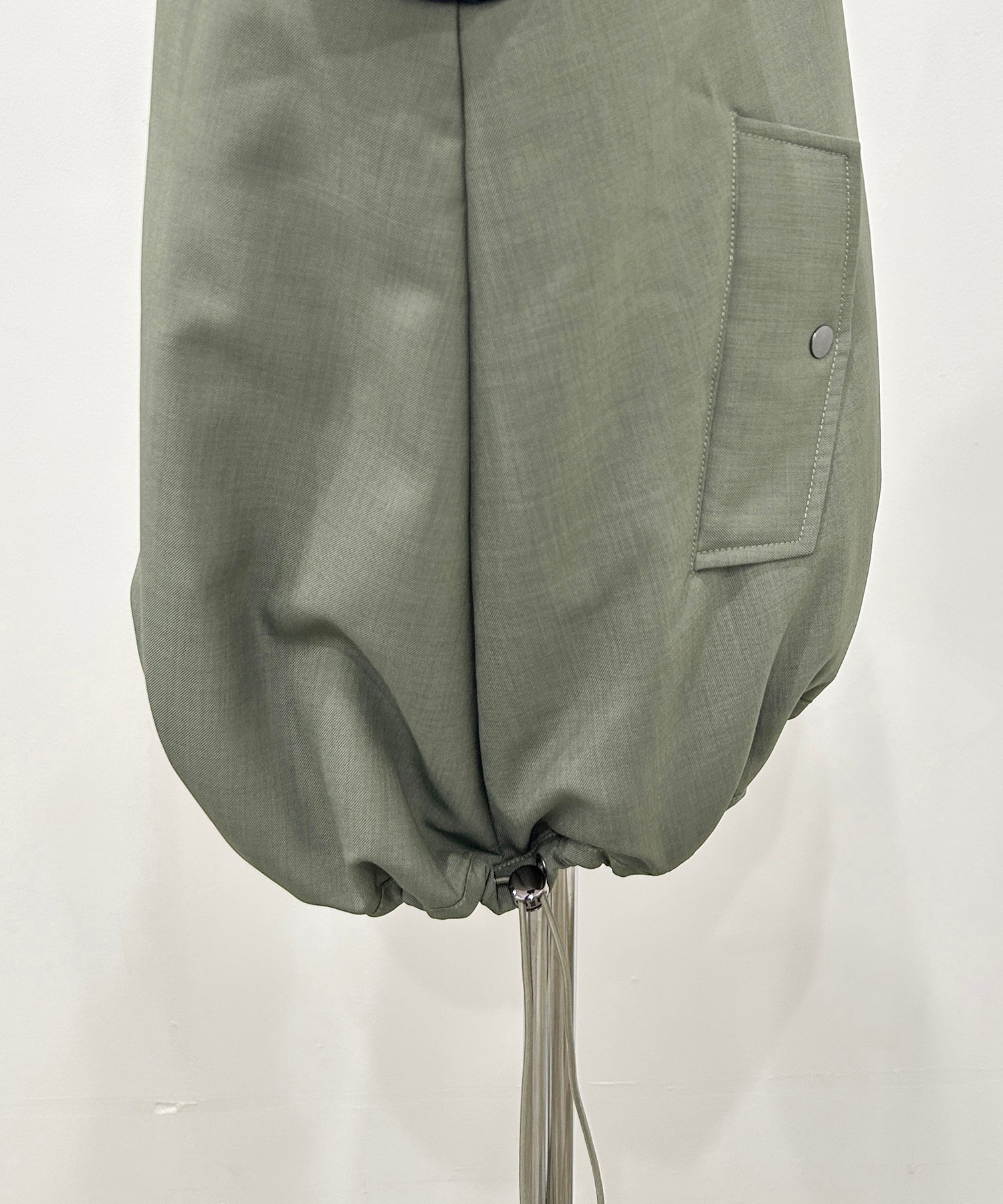 カーキ×ネイビー