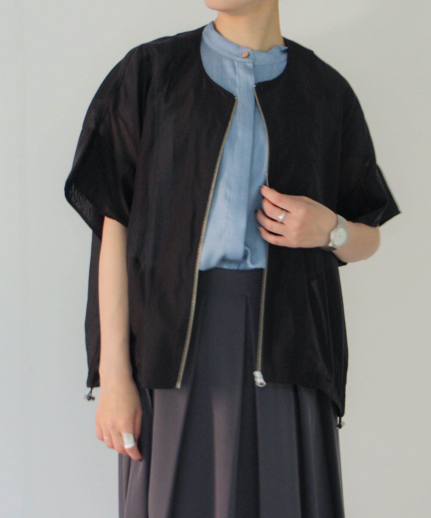 ブラック　staff：H161
