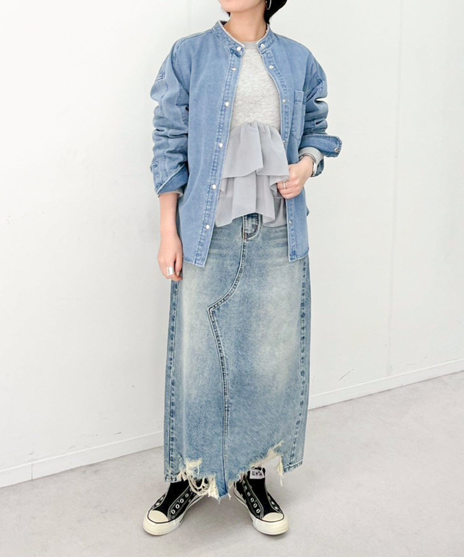 Frill-Hem Compact Tops