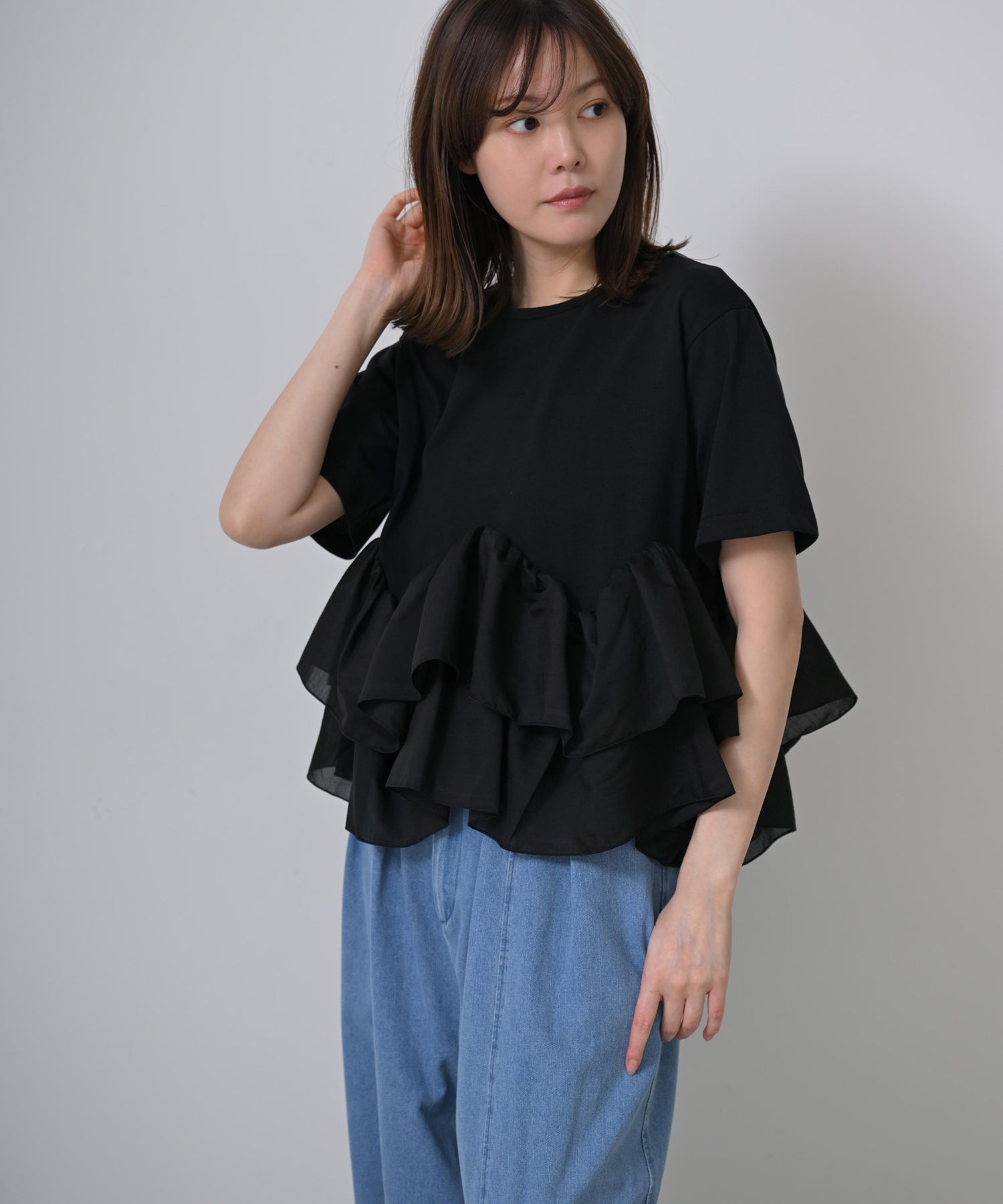 Frill-Hem Short Sleeve Tops