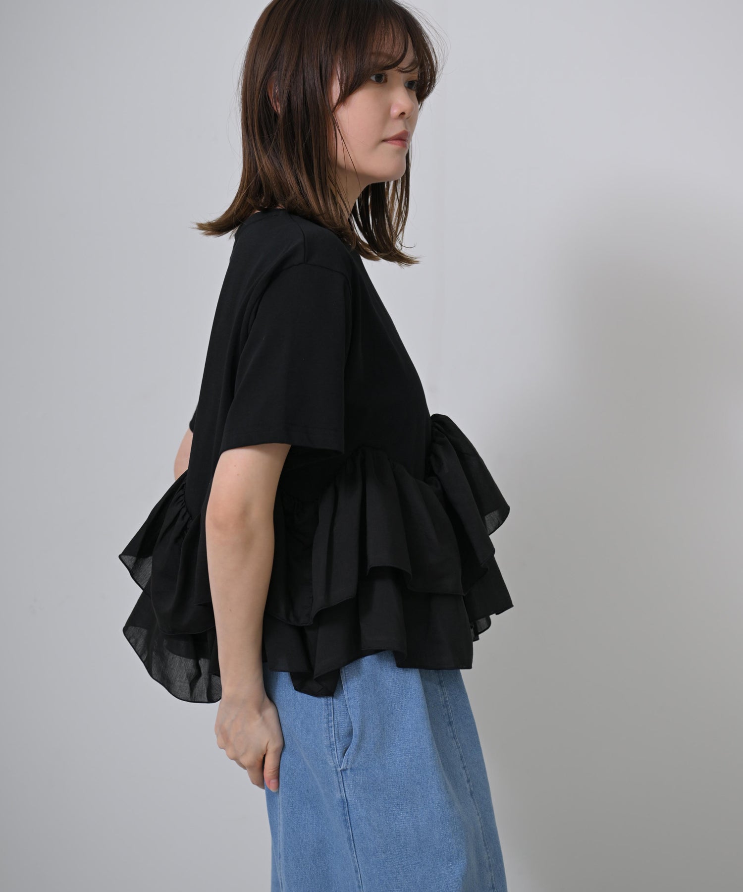 Frill-Hem Short Sleeve Tops